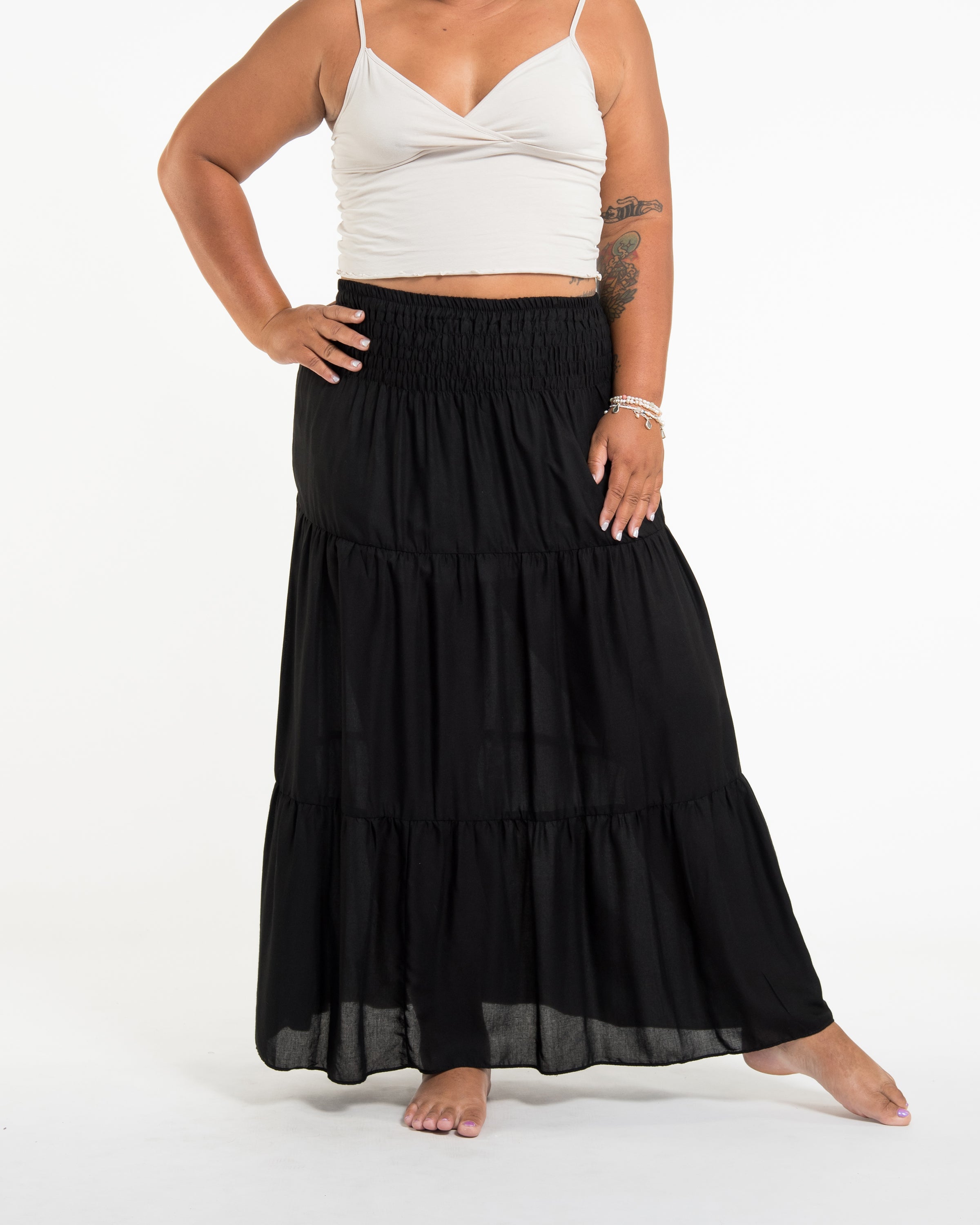 Plus Size Solid Color Midi Skirt in Black