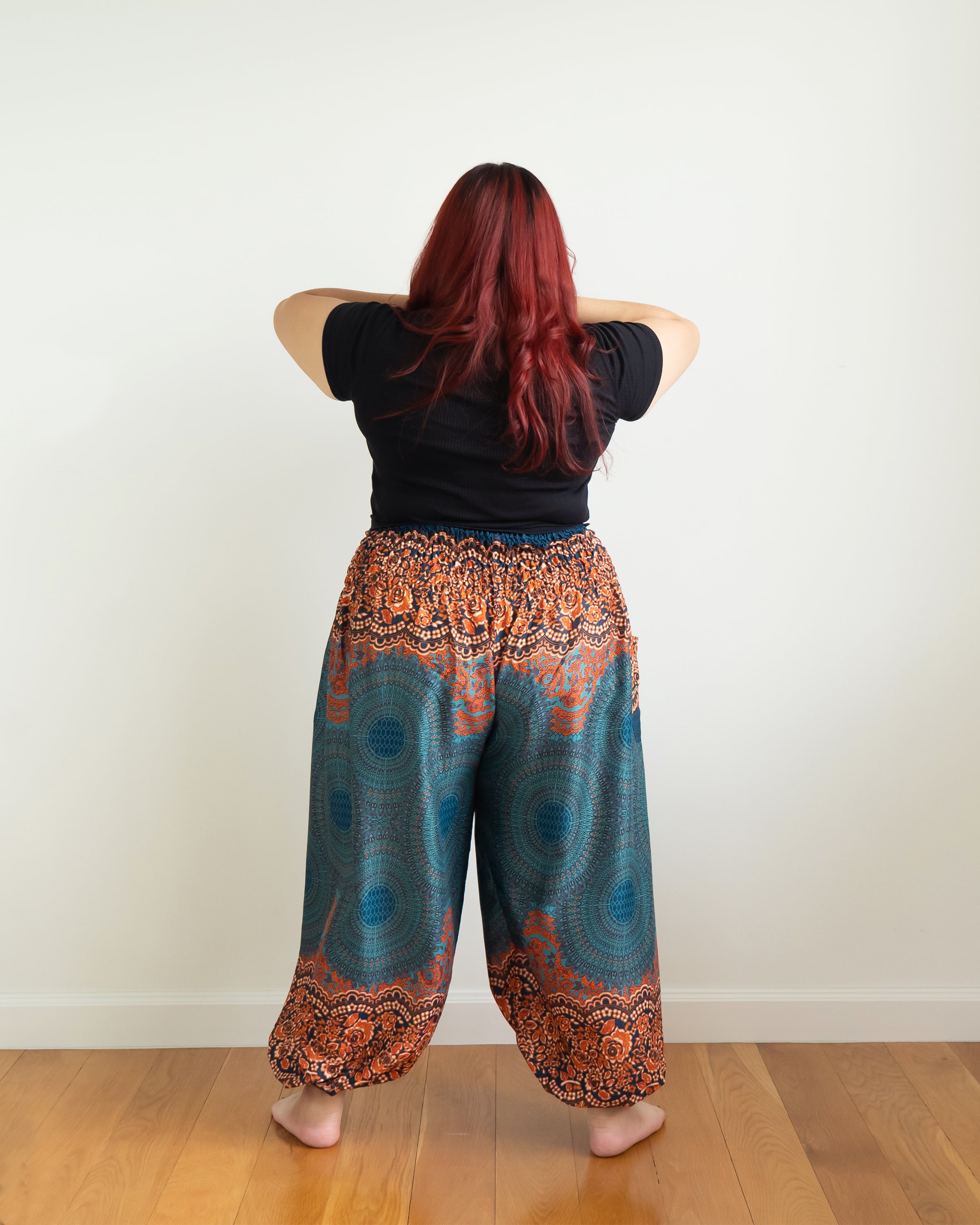 Plus Size Geometric Mandalas Women's Harem Pants in Turquoise