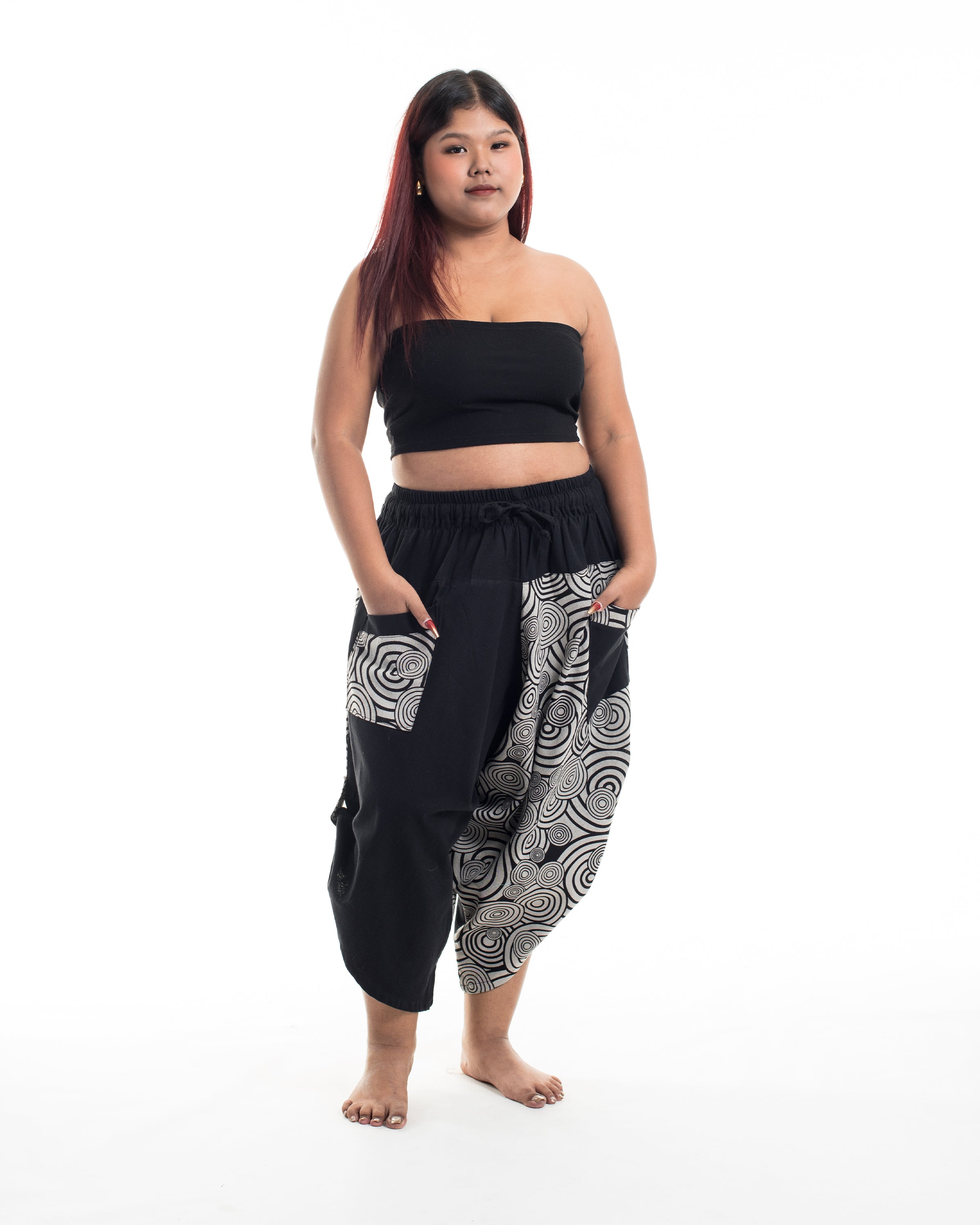 Plus Size Two Tone Swirls Prints Women's Three Quarter Pants in Black