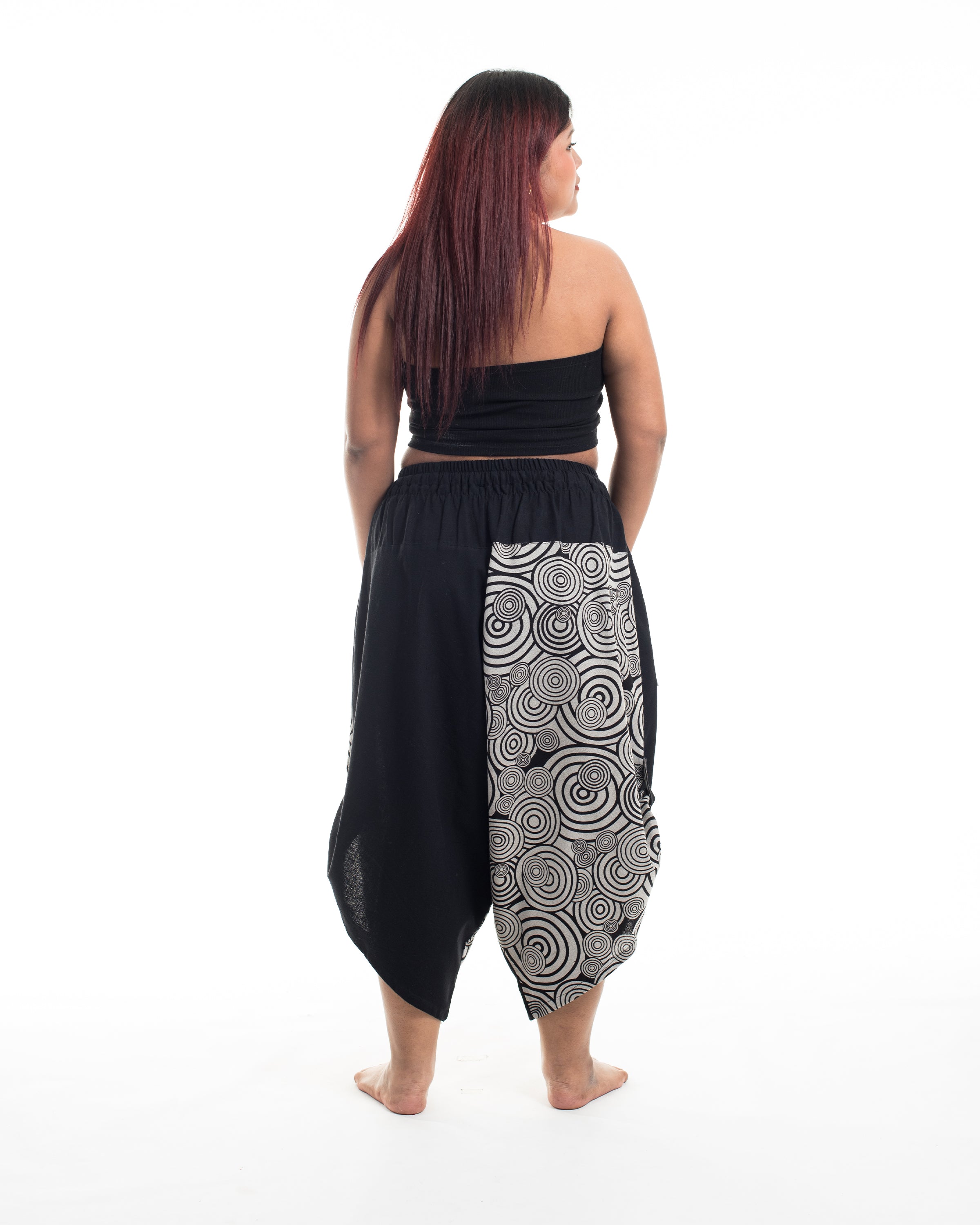 Plus Size Two Tone Swirls Prints Women's Three Quarter Pants in Black