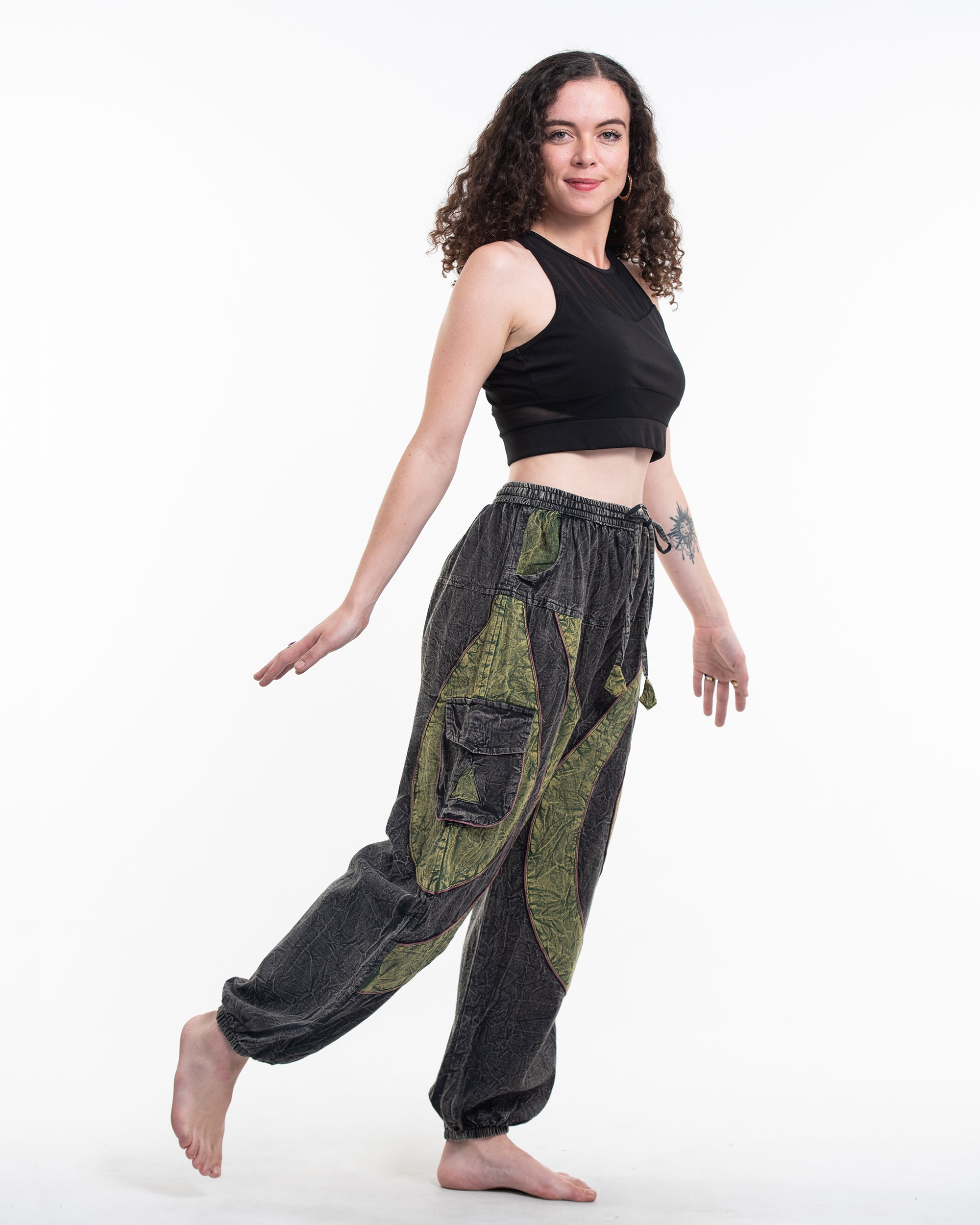 Women's Patchwork Stone Washed Cargo Cotton Pants in Black 04
