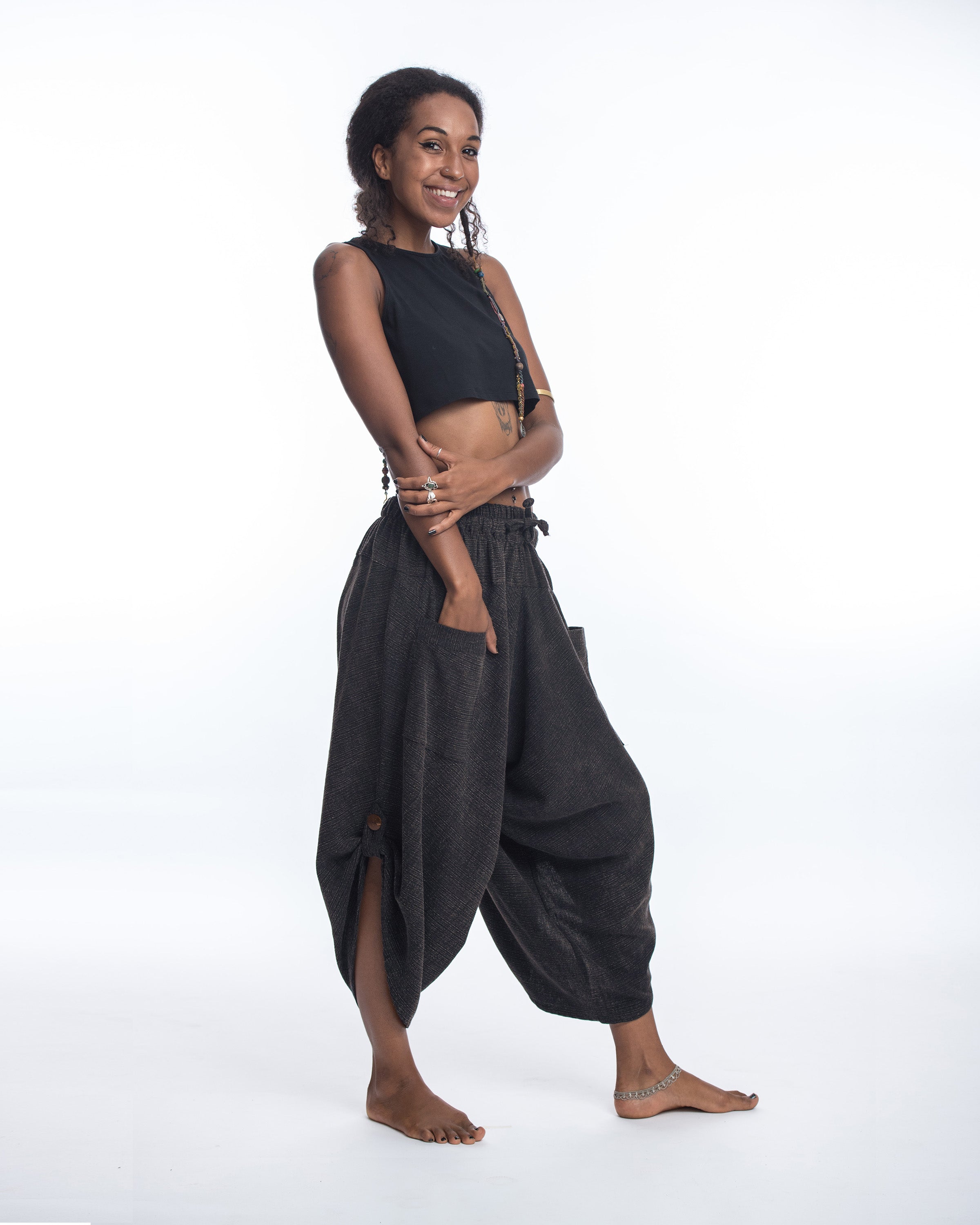 Stone Washed Large Pockets Women's Harem Pants in Black