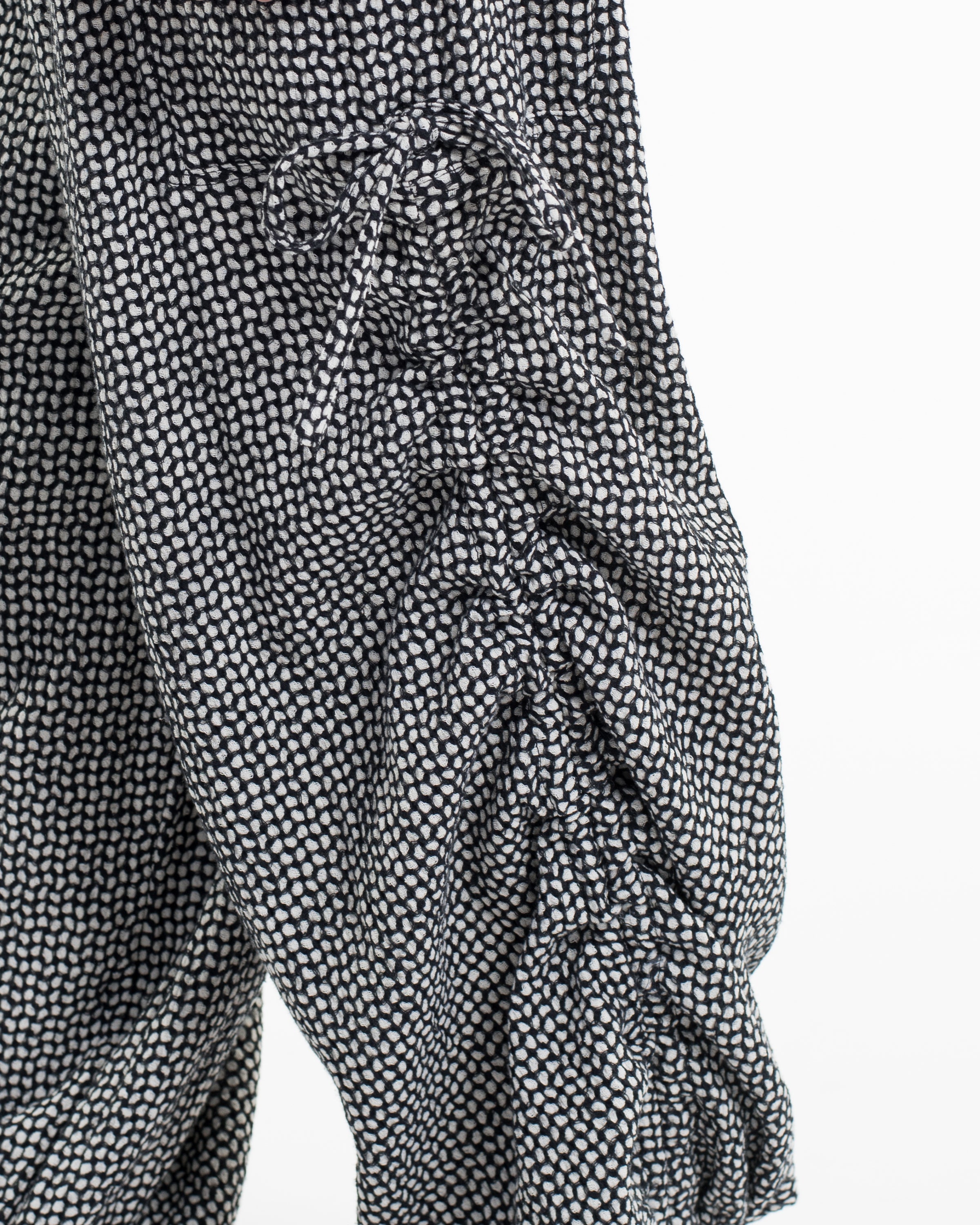 Women's Ribbed Linen Cotton Blend Pants in Black