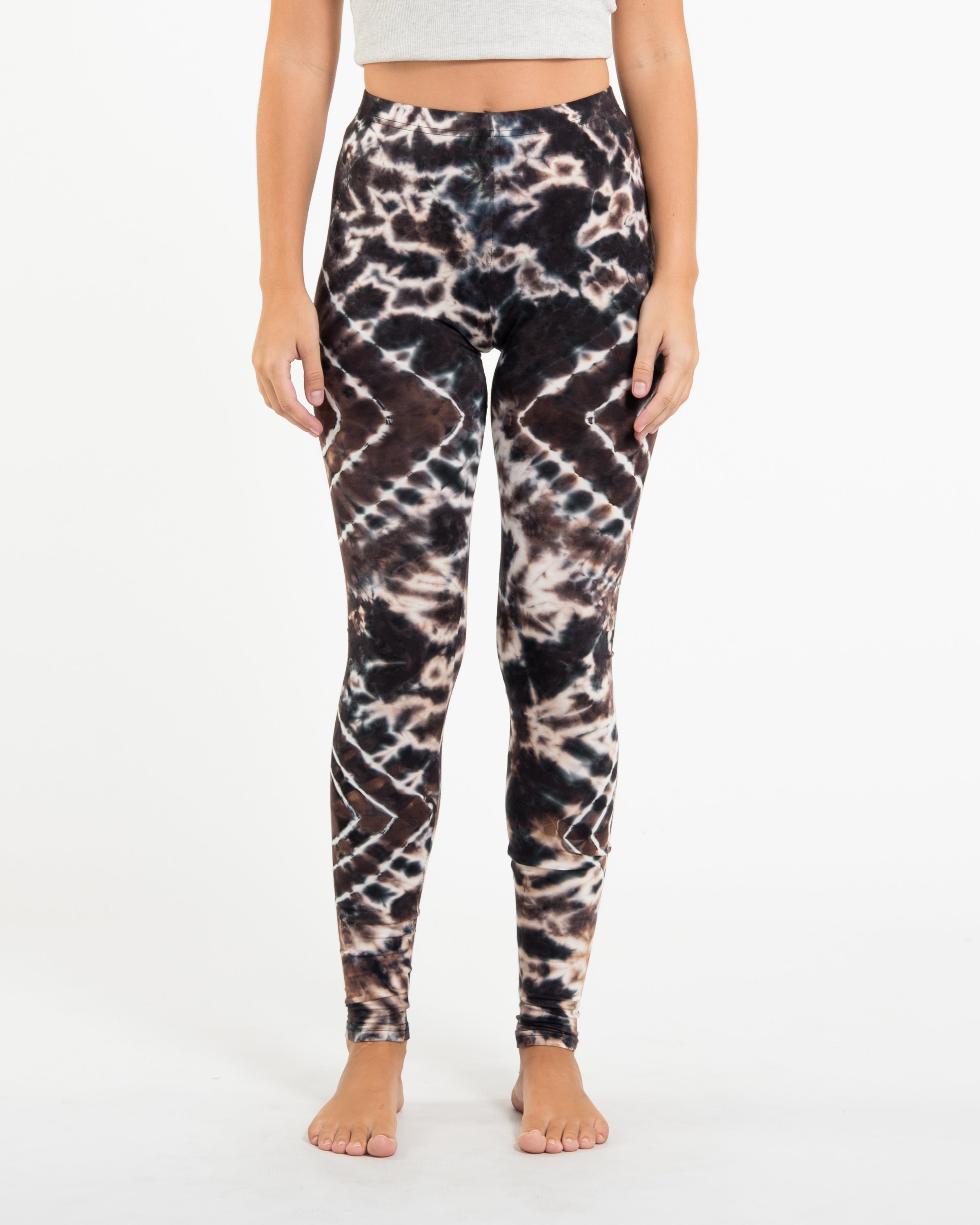 Diamond Tie Dye Cotton Leggings in Brown