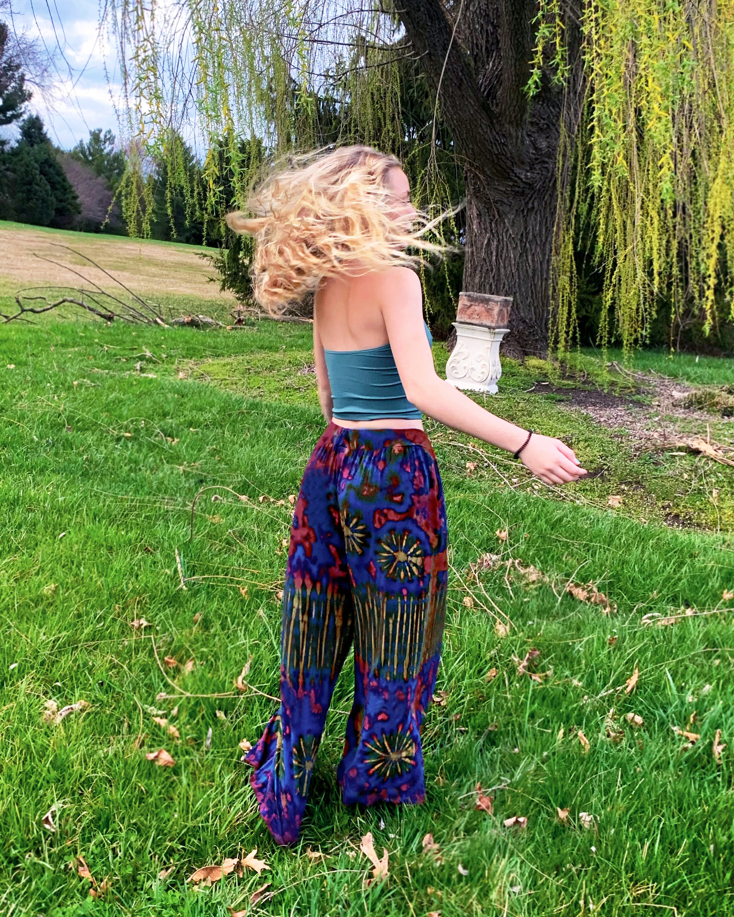 Soft Flex Tie Dye Wide Leg Pants in Royal Blue