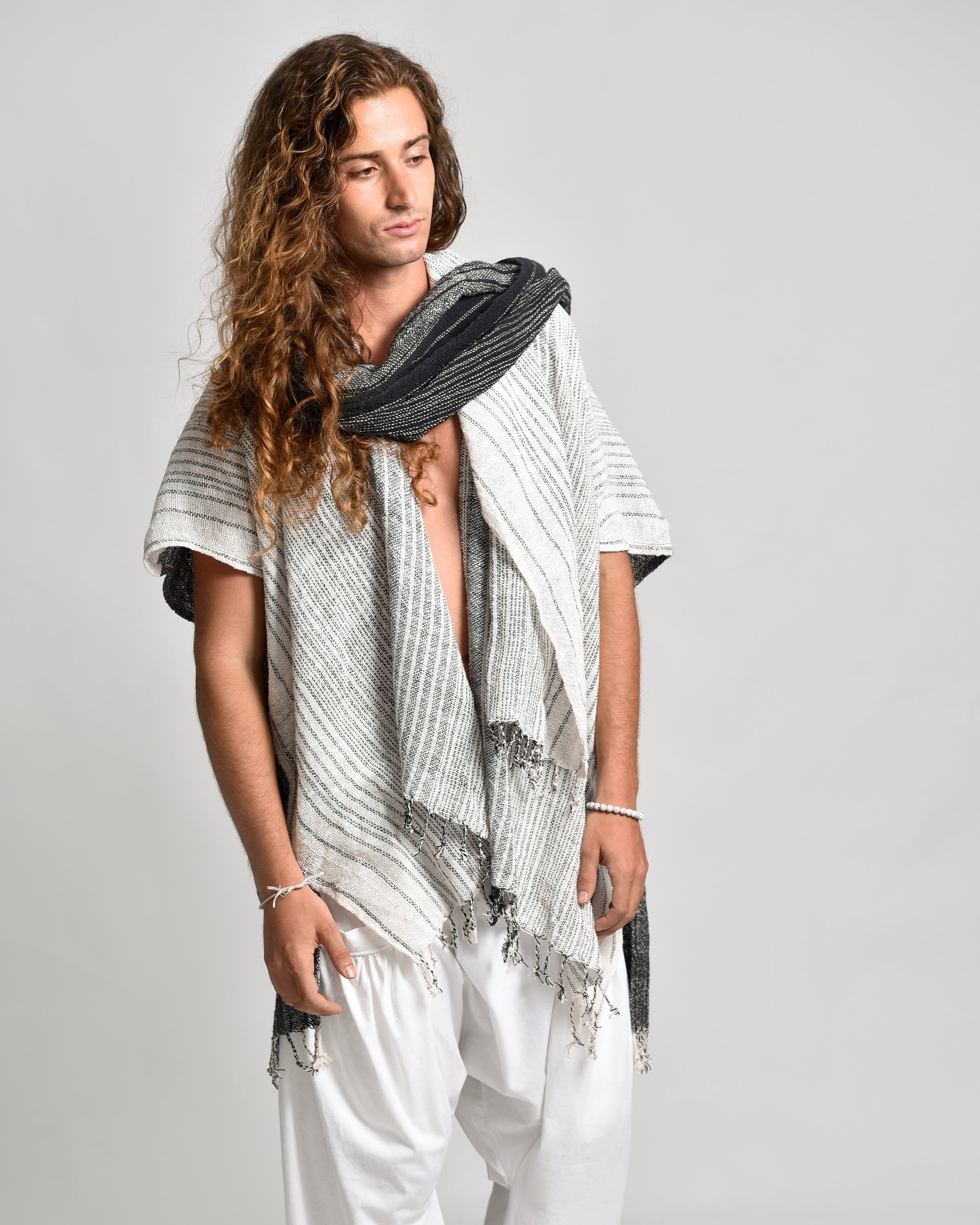 Hand-Woven Cotton Kimono Cardigan with Scarf in White Black