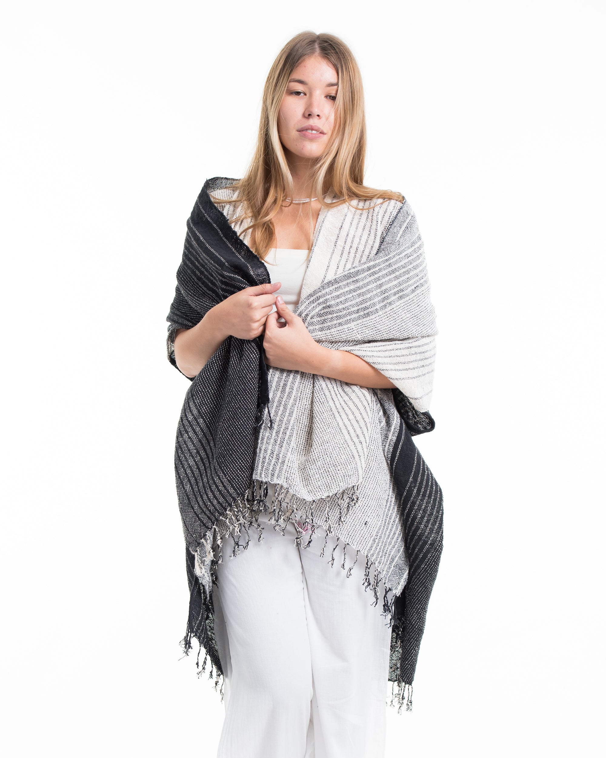 Hand-Woven Cotton Kimono Cardigan with Scarf in White Black