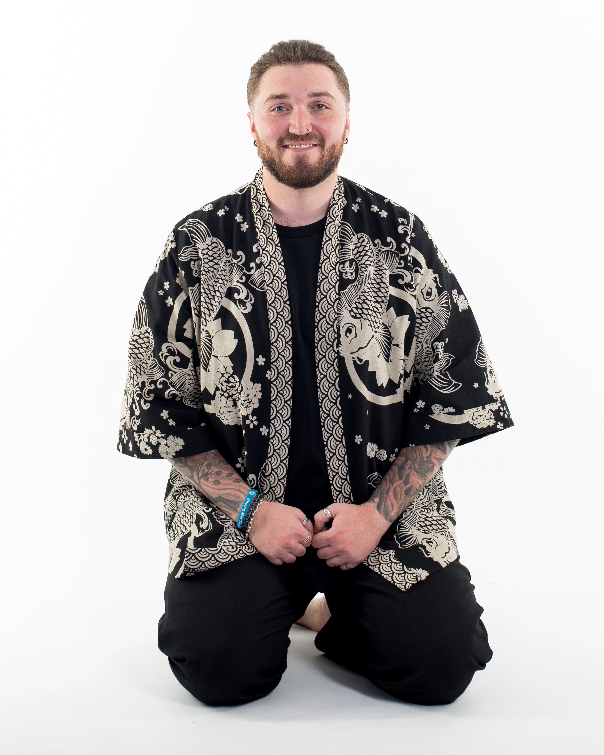 Koi Fish Print Cotton Kimono Cardigan in Black