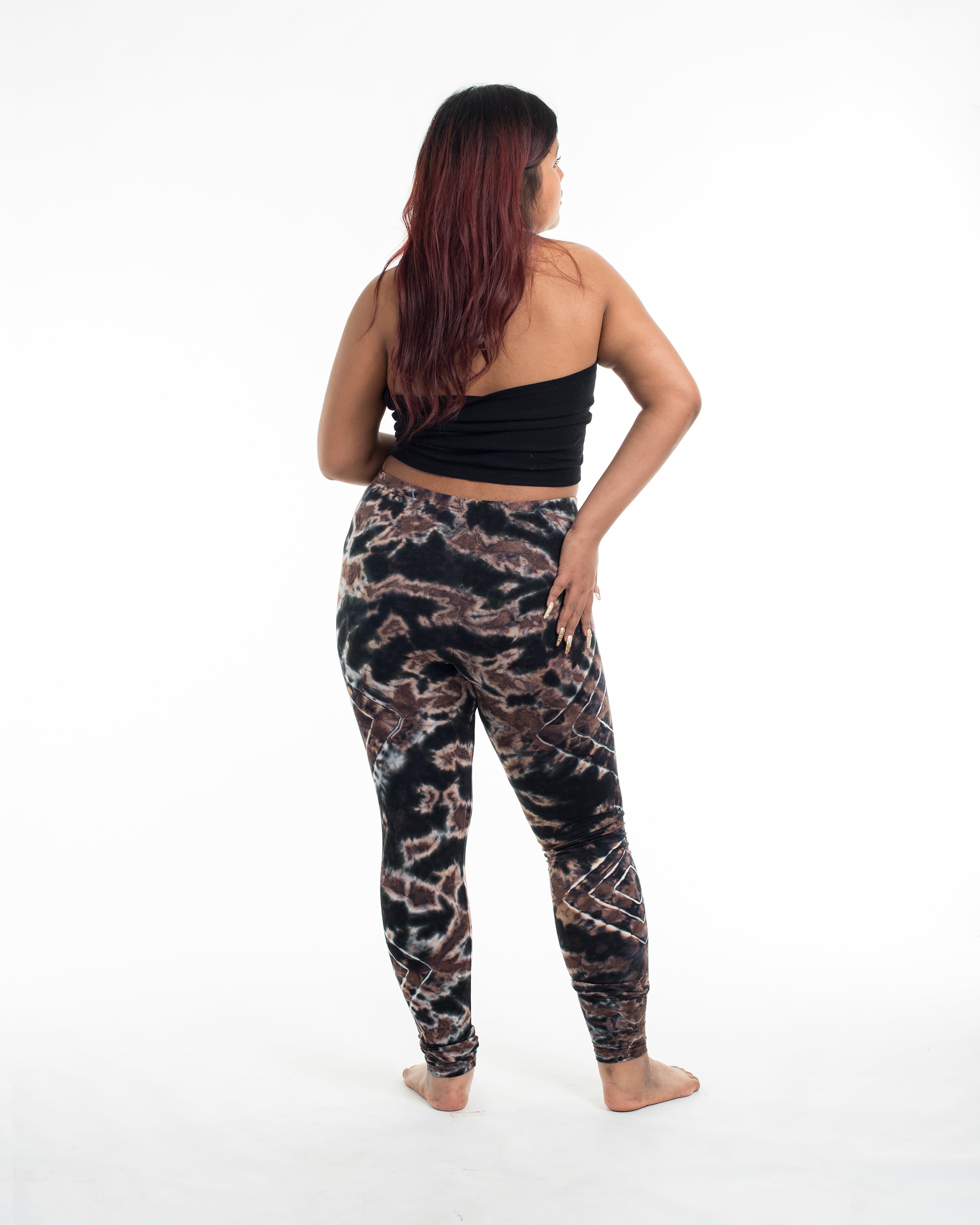 Plus Size Diamond Tie Dye Cotton Leggings in Brown