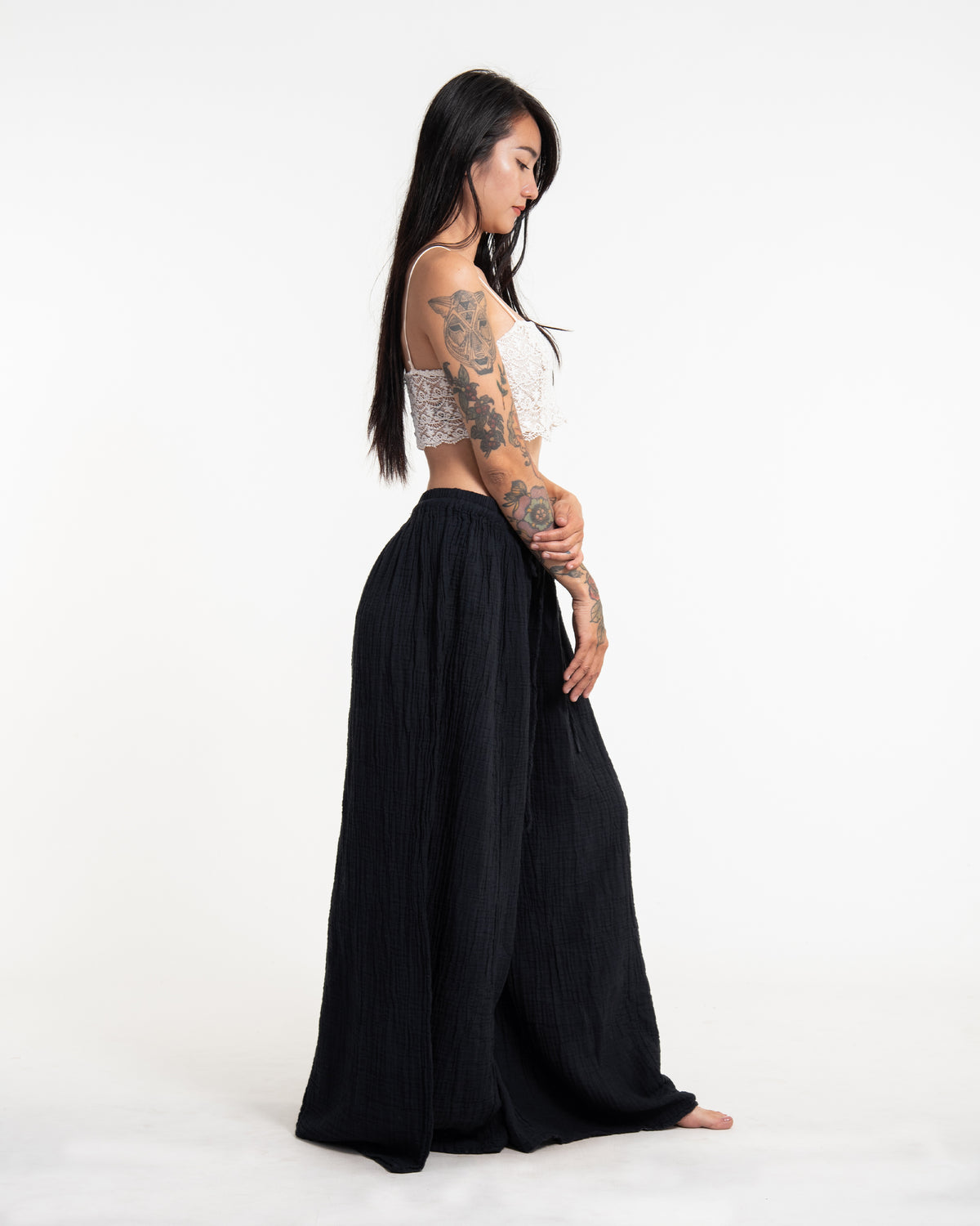 Women's Drawstring Crinkled Cotton Wide Leg Pants in Black