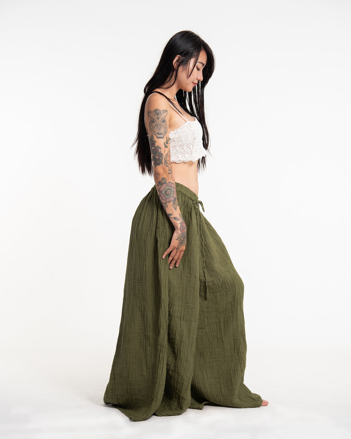 Women's Drawstring Crinkled Cotton Wide Leg Pants in Green