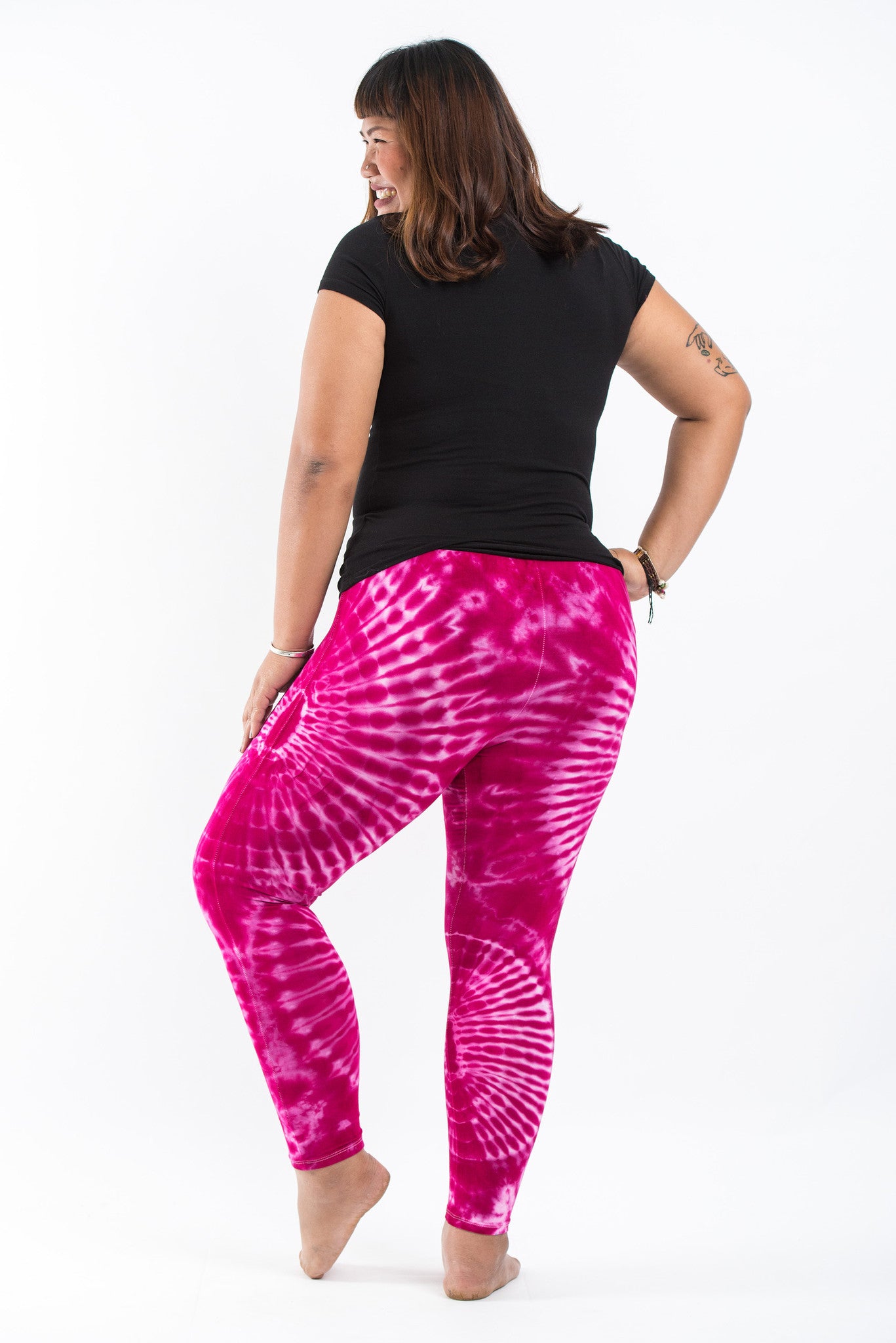 PLUS SIZE Tie Dye Leggings in Pink