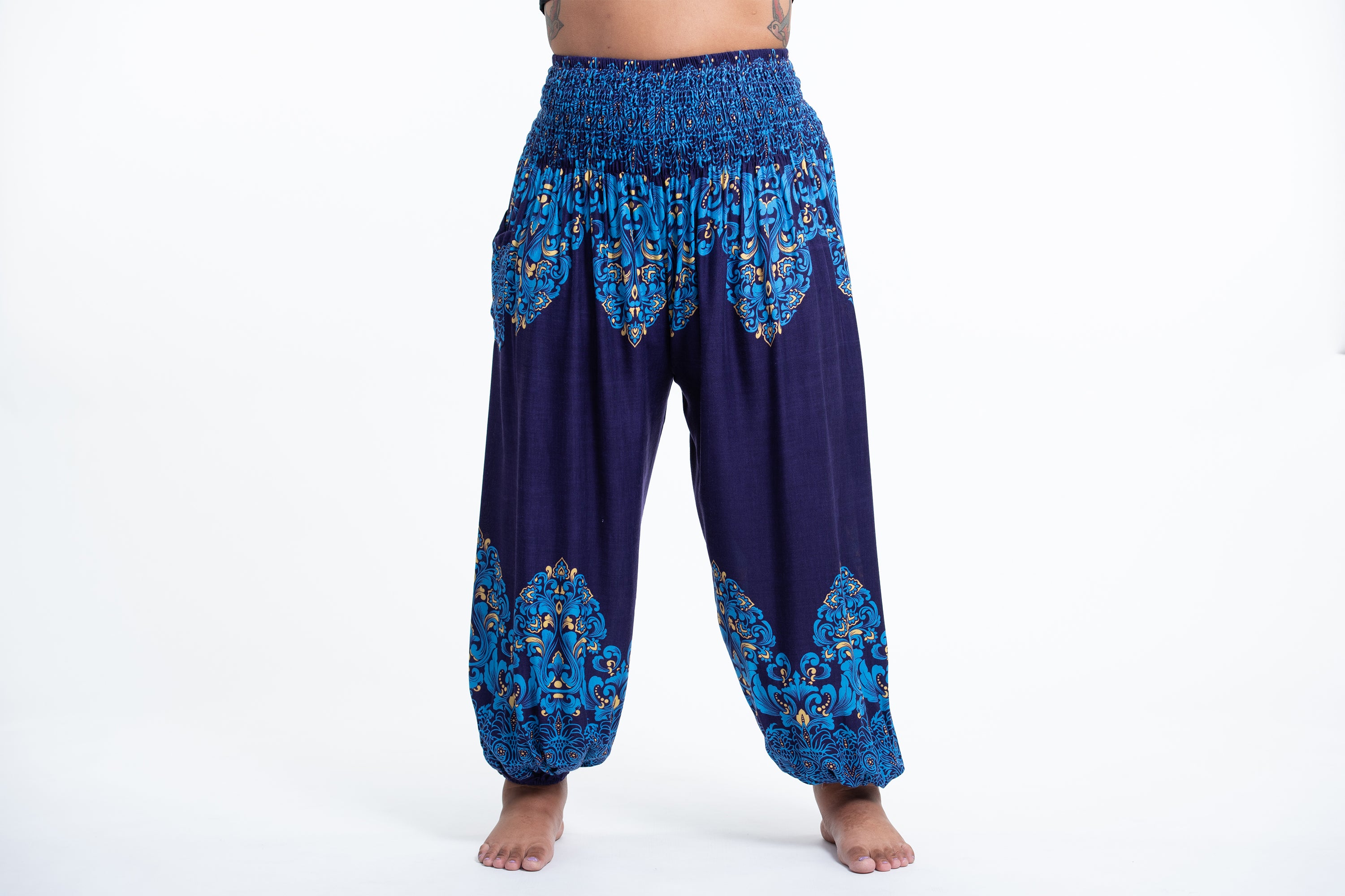 Plus Size Floral Vines Women's Harem Pants in Blue