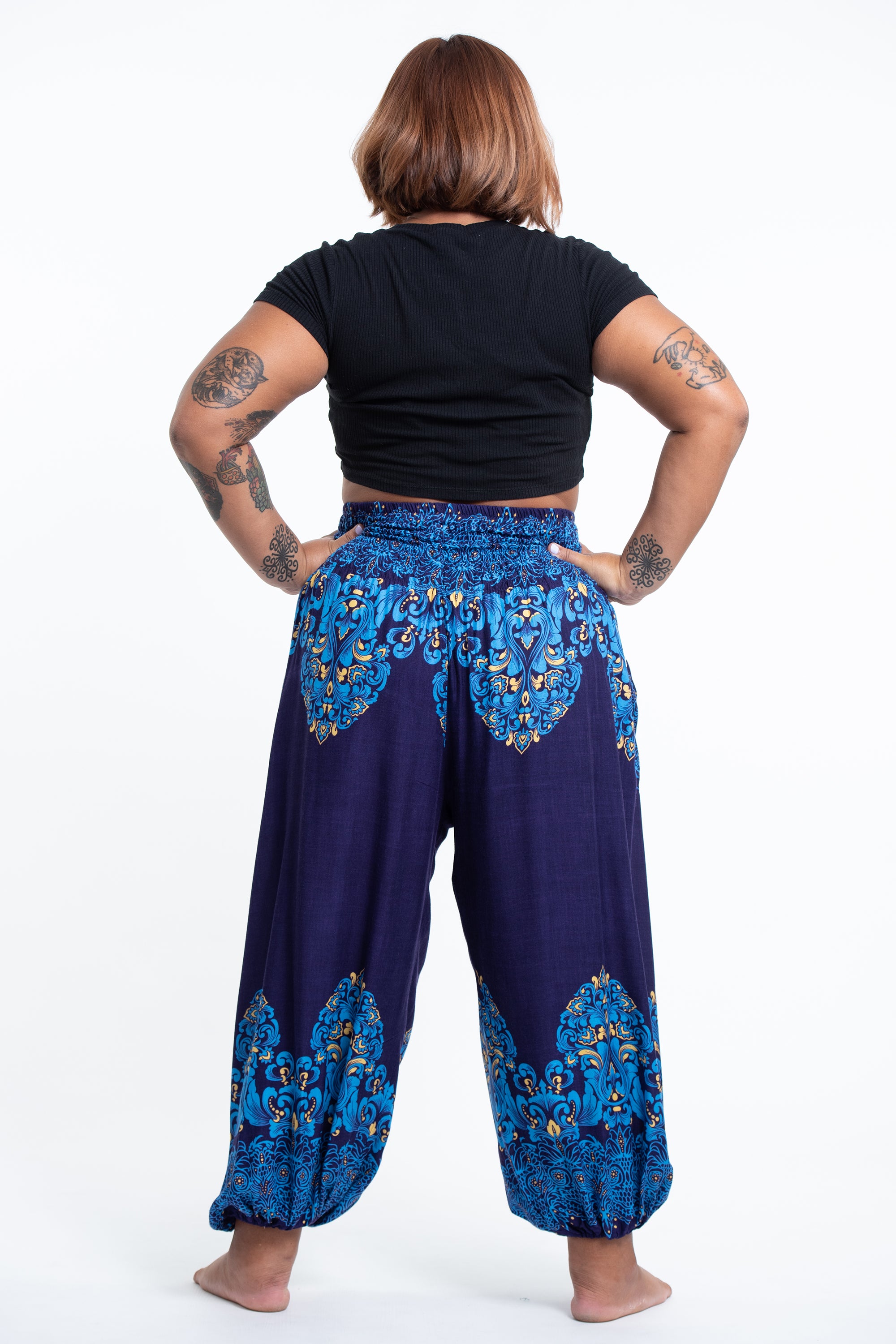 Plus Size Floral Vines Women's Harem Pants in Blue