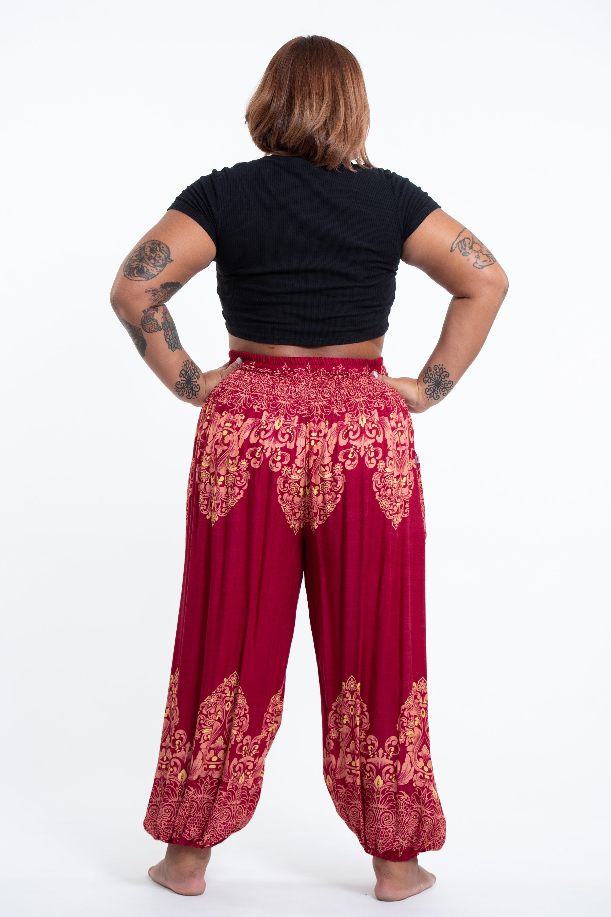 Plus Size Floral Vines Women's Harem Pants in Red