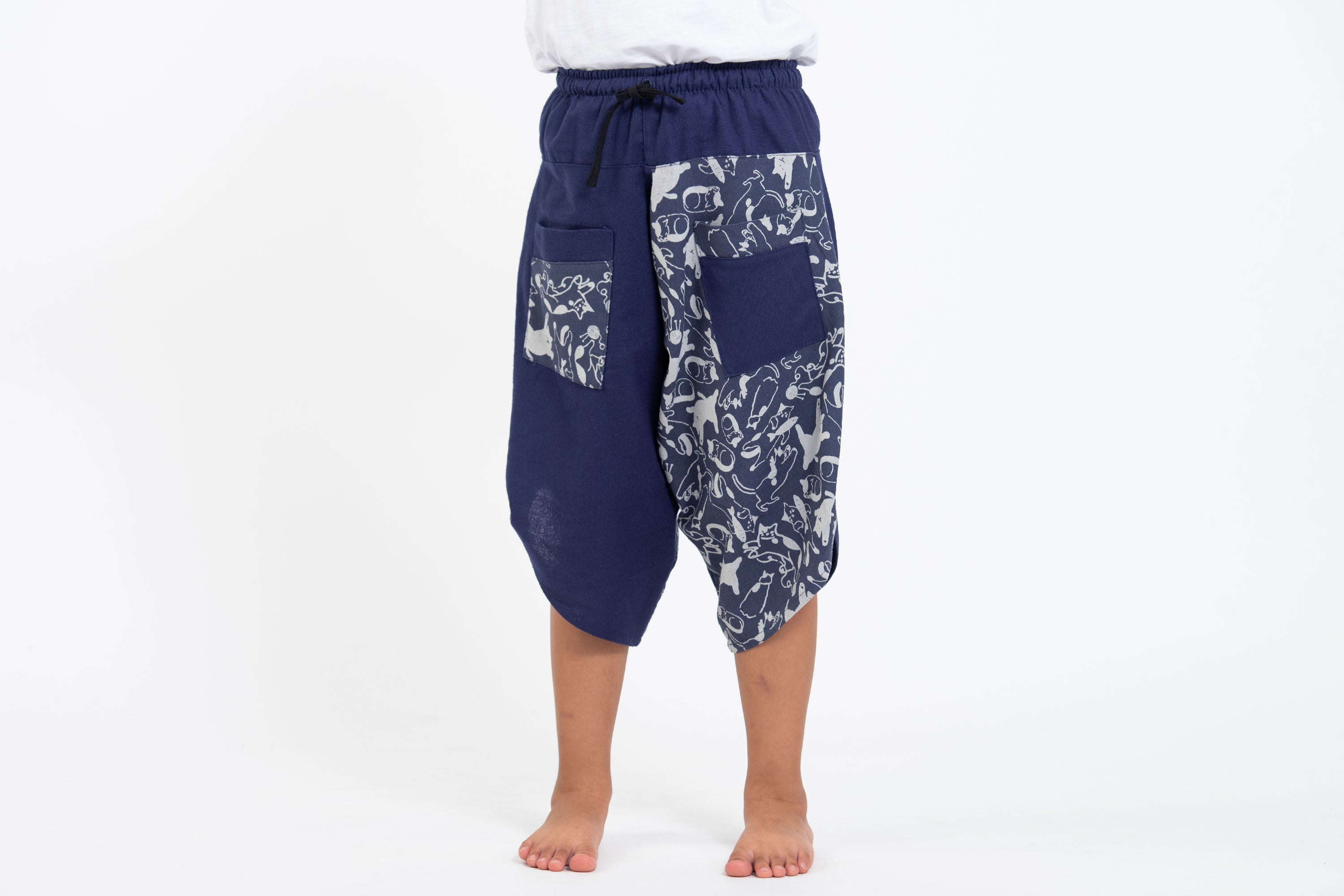 Two Tone Cats Prints Kids Three Quarter Pants in Blue