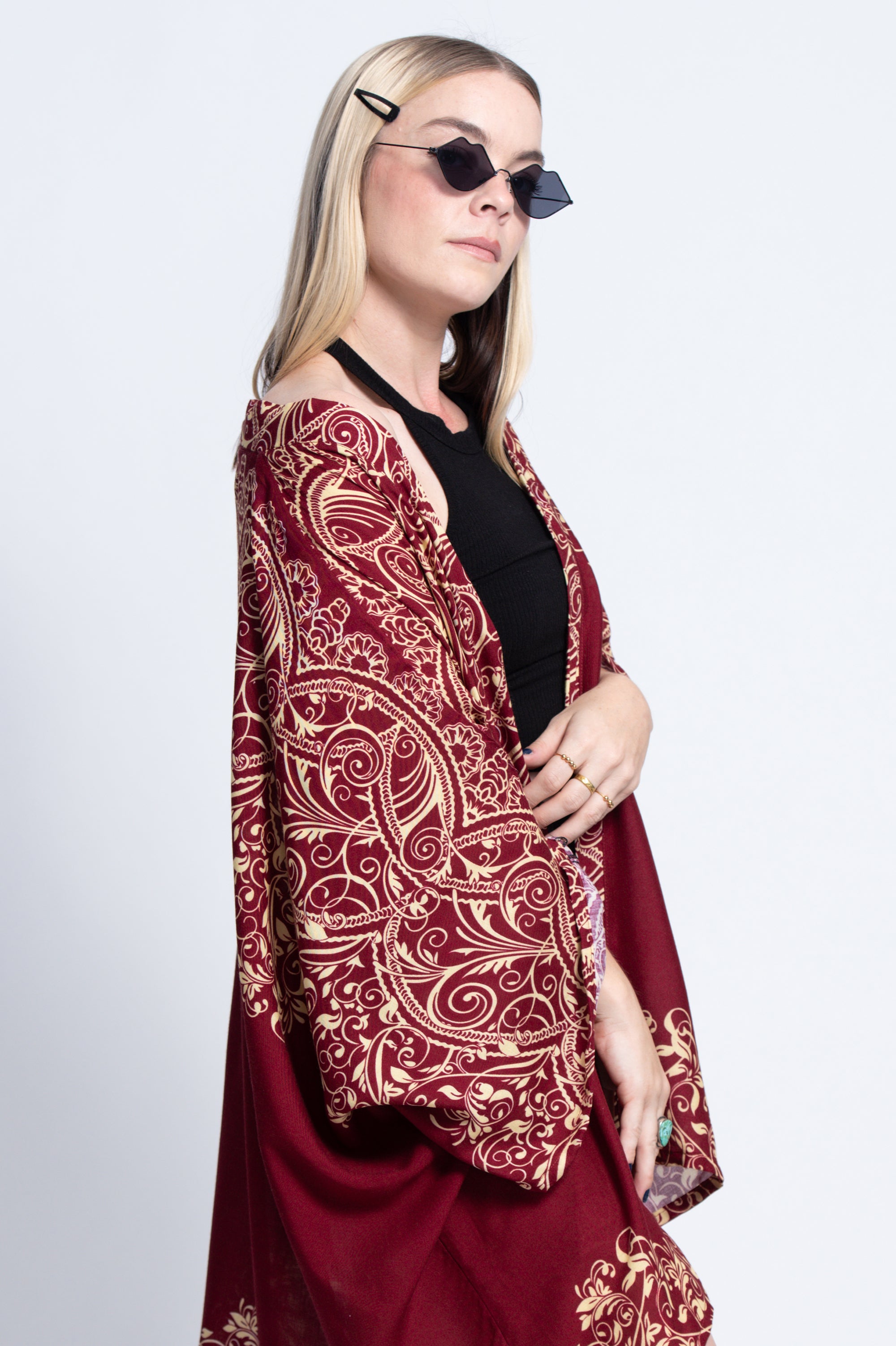 Vines Kimono Cardigan in Red