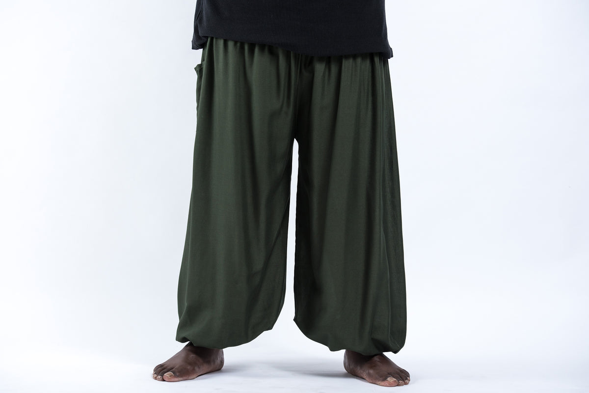 Plus Size Solid Color Men's Harem Pants in Dark Green