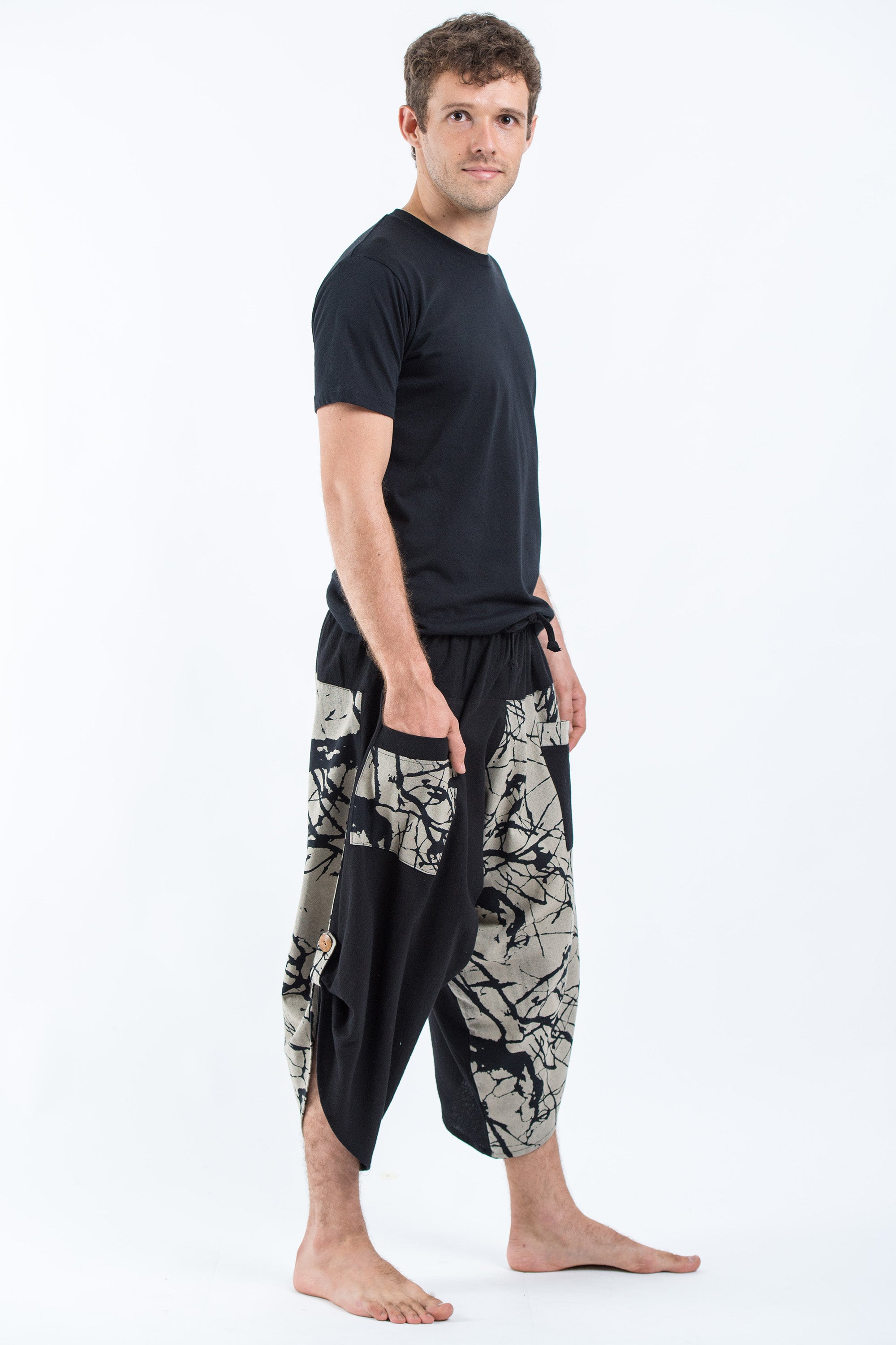 Two Tone Shatters Print Men's Three Quarter Pants in Black