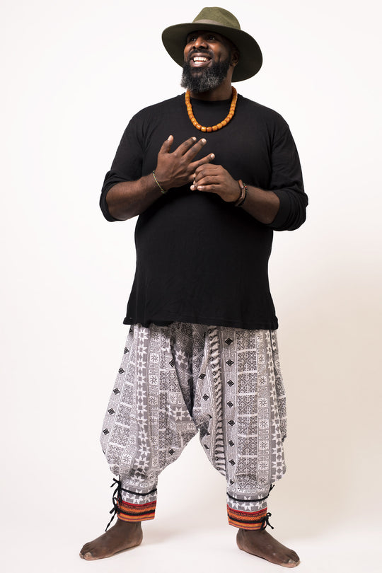 Plus Size Traditional Prints Thai Hill Tribe Fabric Men's Harem Pants with Ankle Straps in White