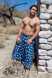 Plus Size Polkadot Prints Men's Low Cut Cotton Harem Pants in Indigo