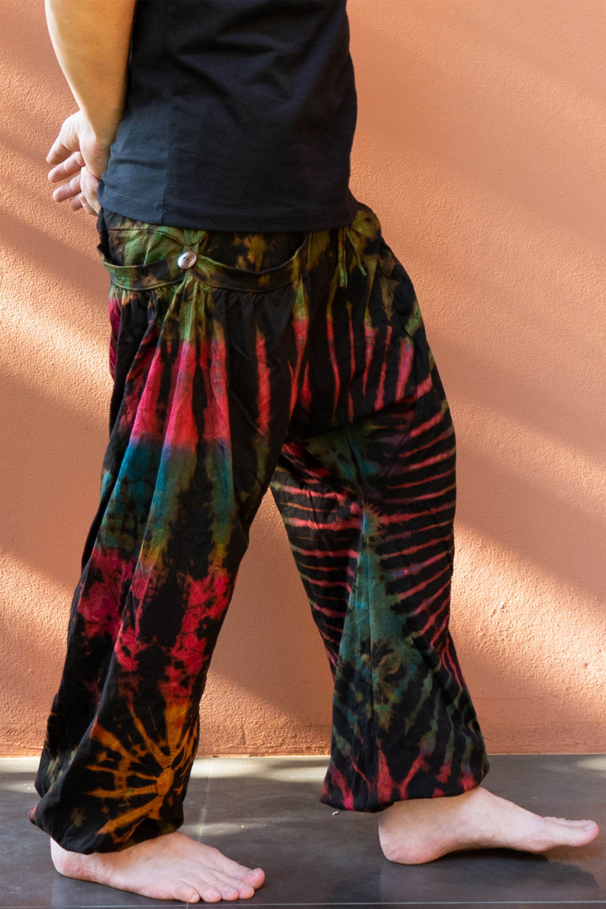 Tie Dye Cotton Men Harem Pants in Magenta Brown