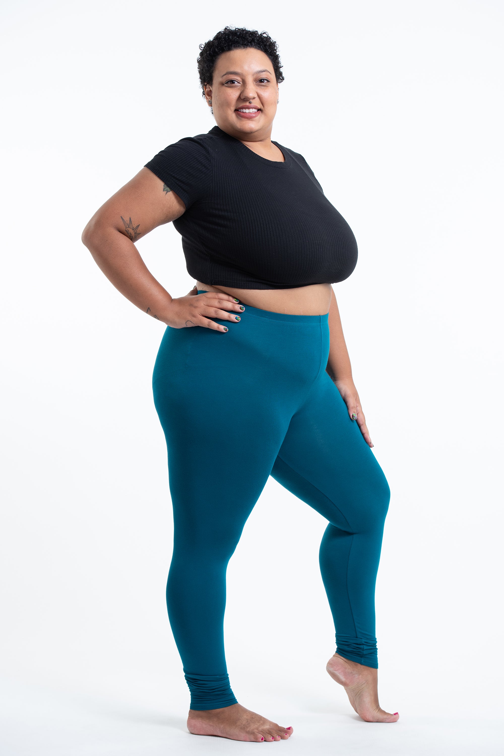 Plus Size Solid Color Cotton Leggings in Blue