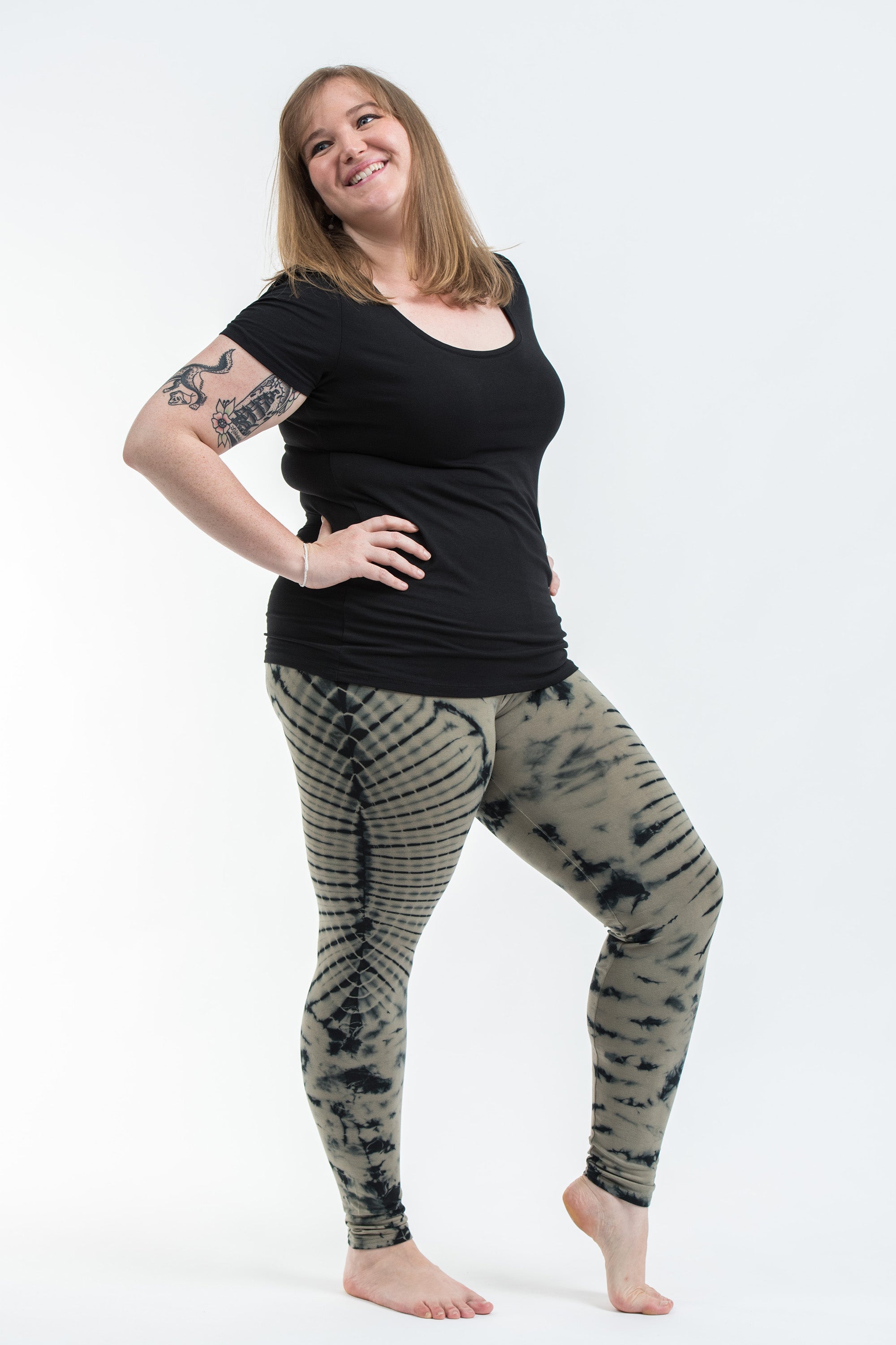 Plus Size Oval Swirls Tie Dye Cotton Leggings in Stone Black