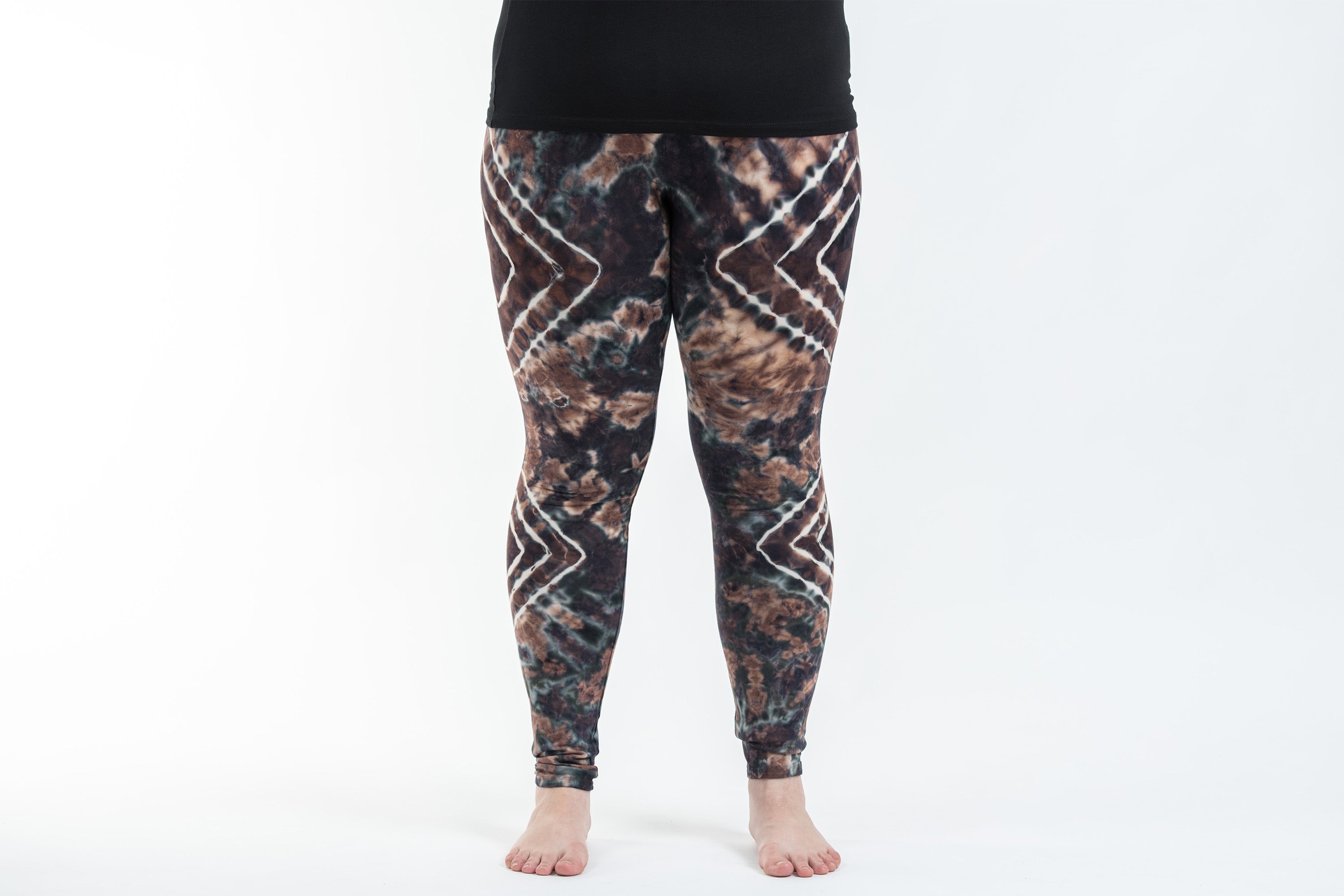 Plus Size Diamond Tie Dye Cotton Leggings in Tan