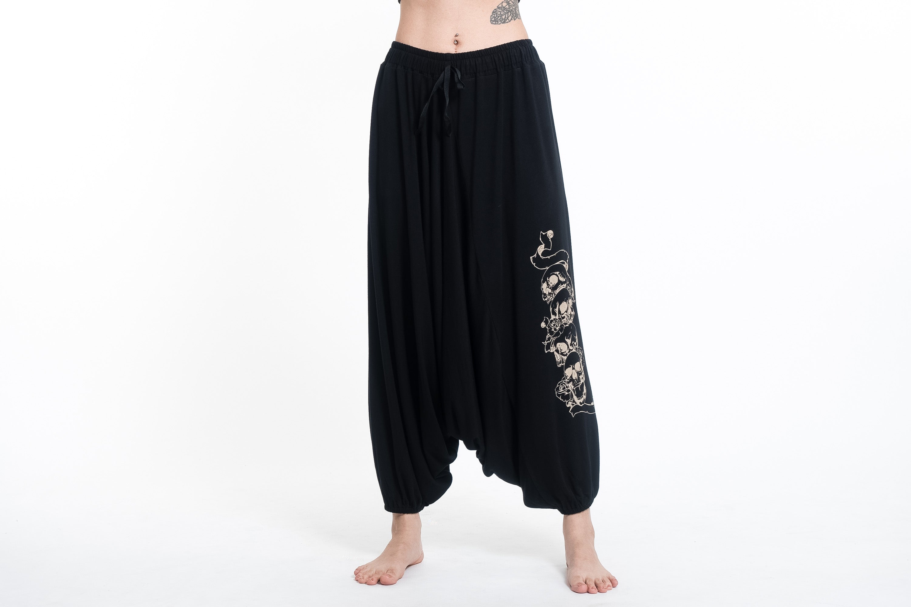 Skulls Print Drawstring Low Cut Harem Pants Cotton Spandex in Black