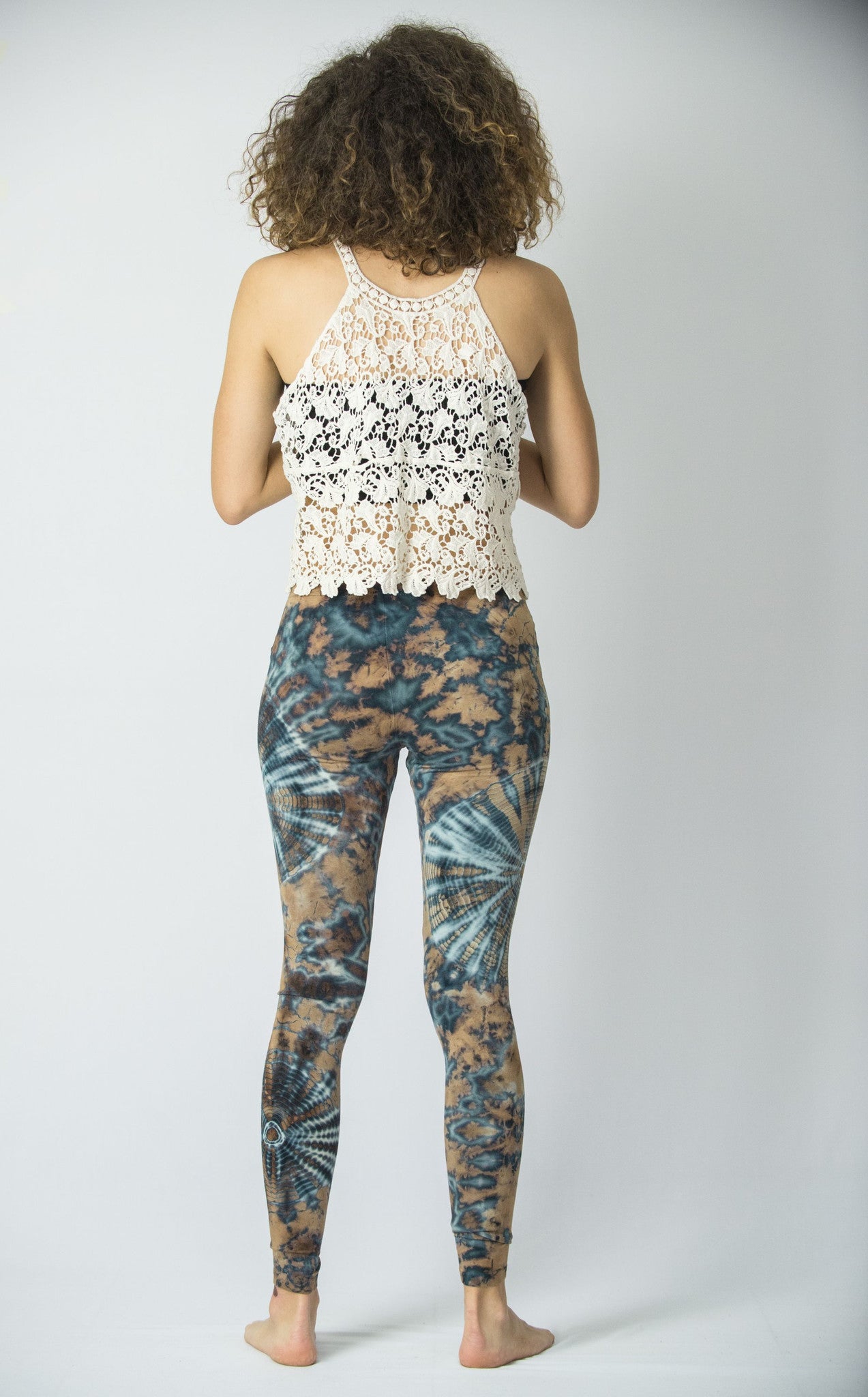 Swirls Tie Dye Cotton Leggings in Tan
