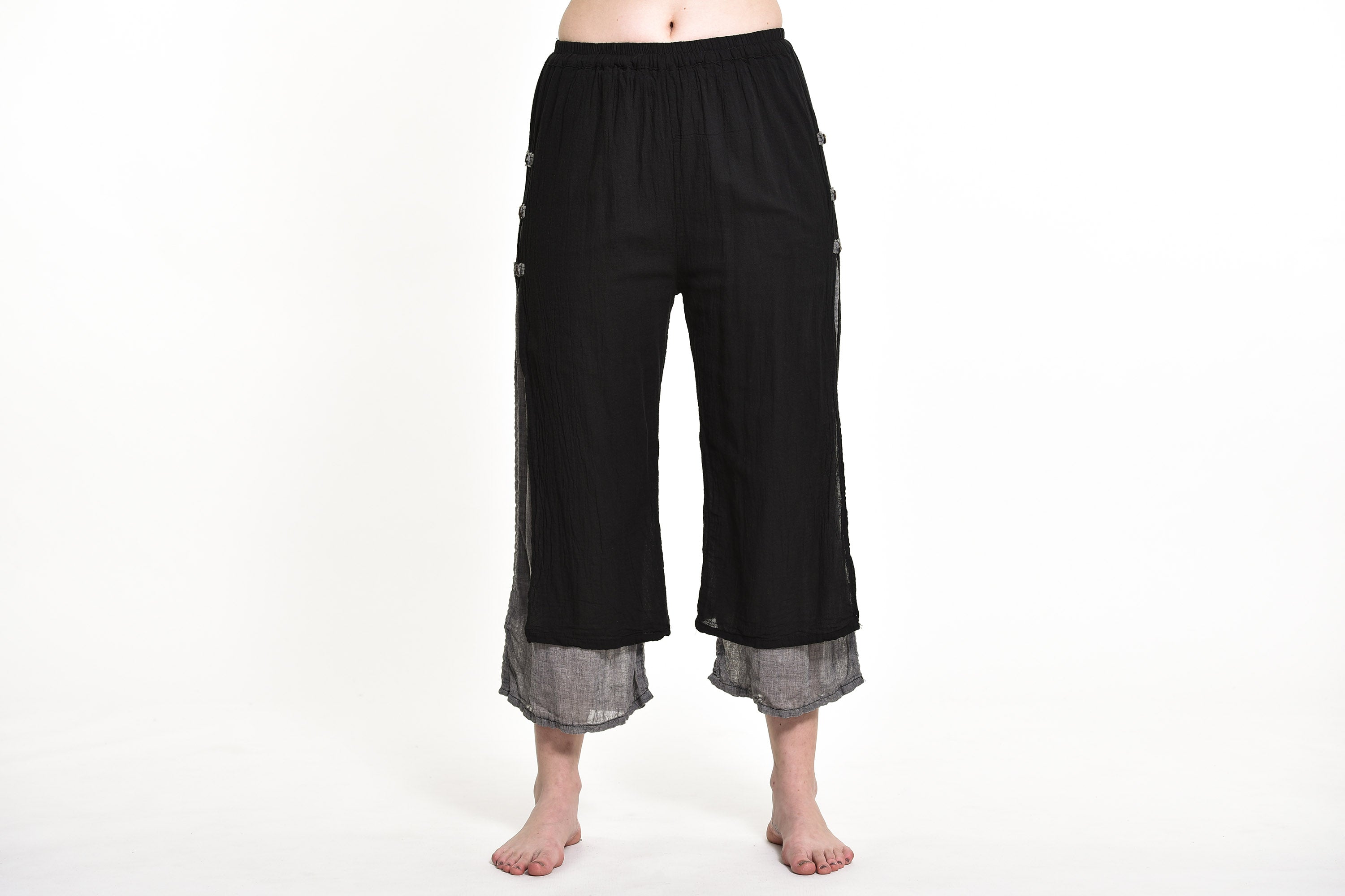 Women's Cotton Double Layers Cropped Pants in Solid Black