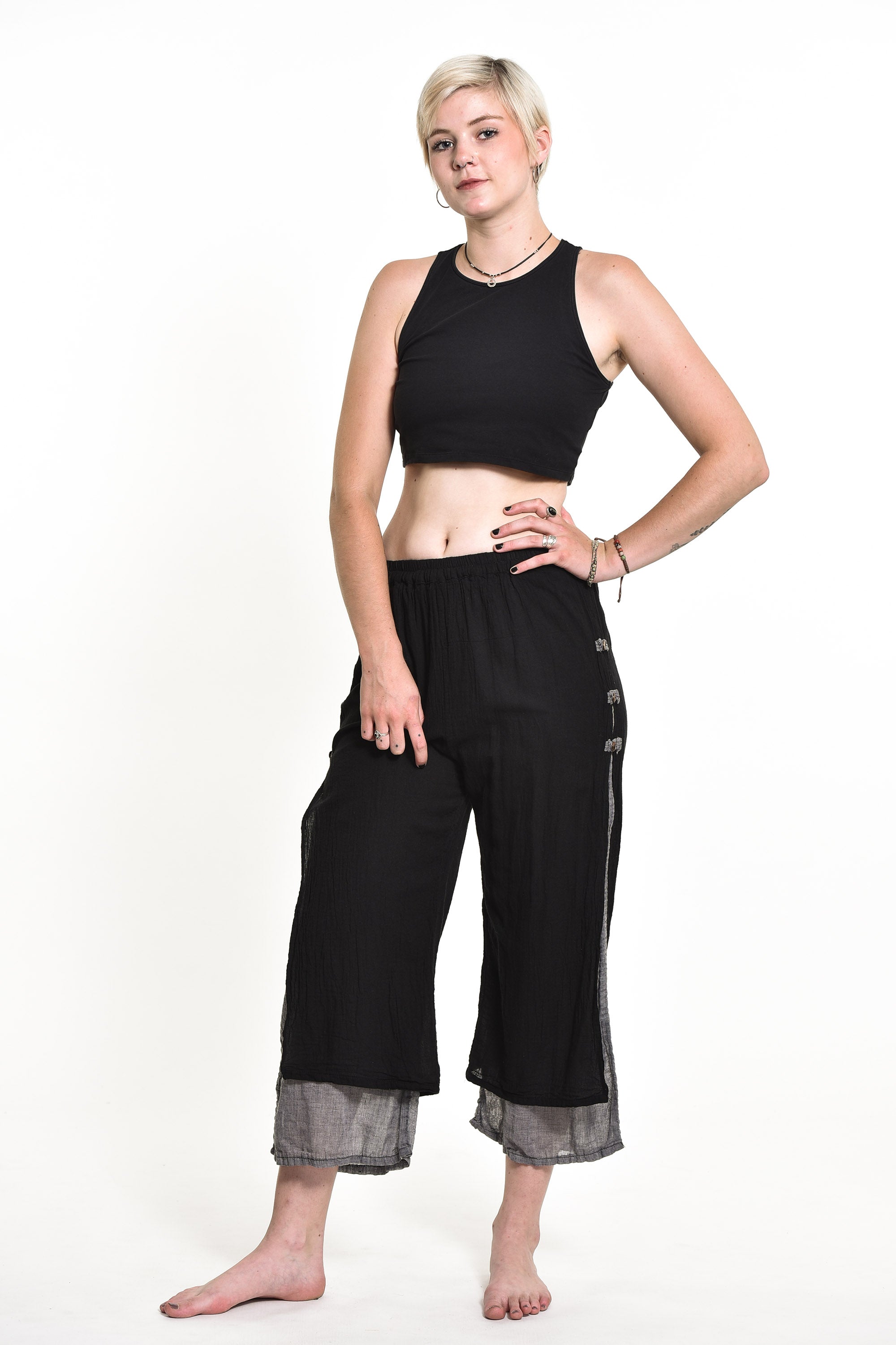 Women's Cotton Double Layers Cropped Pants in Solid Black