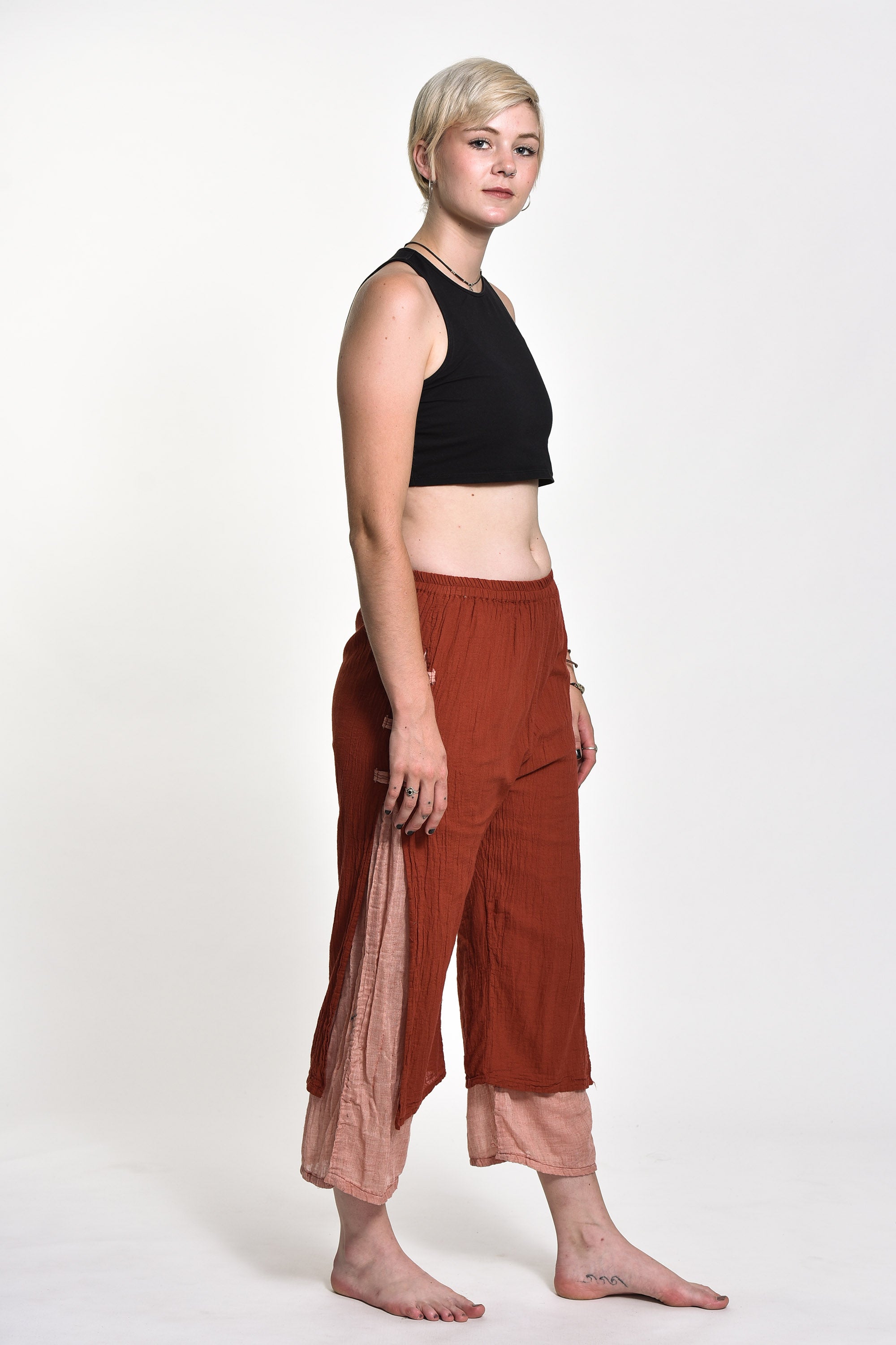 Women's Cotton Double Layers Cropped Pants in Solid Brick