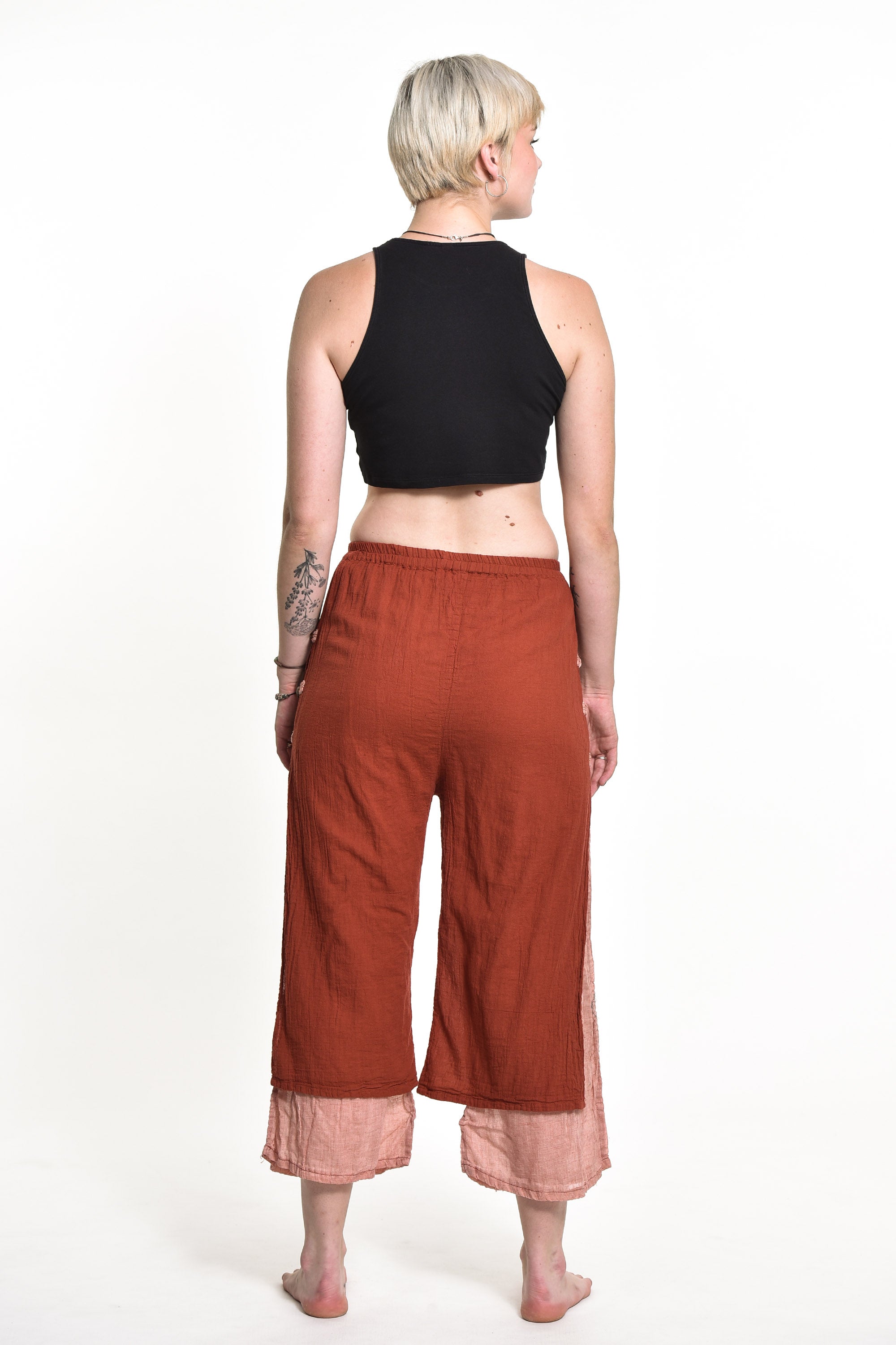 Women's Cotton Double Layers Cropped Pants in Solid Brick