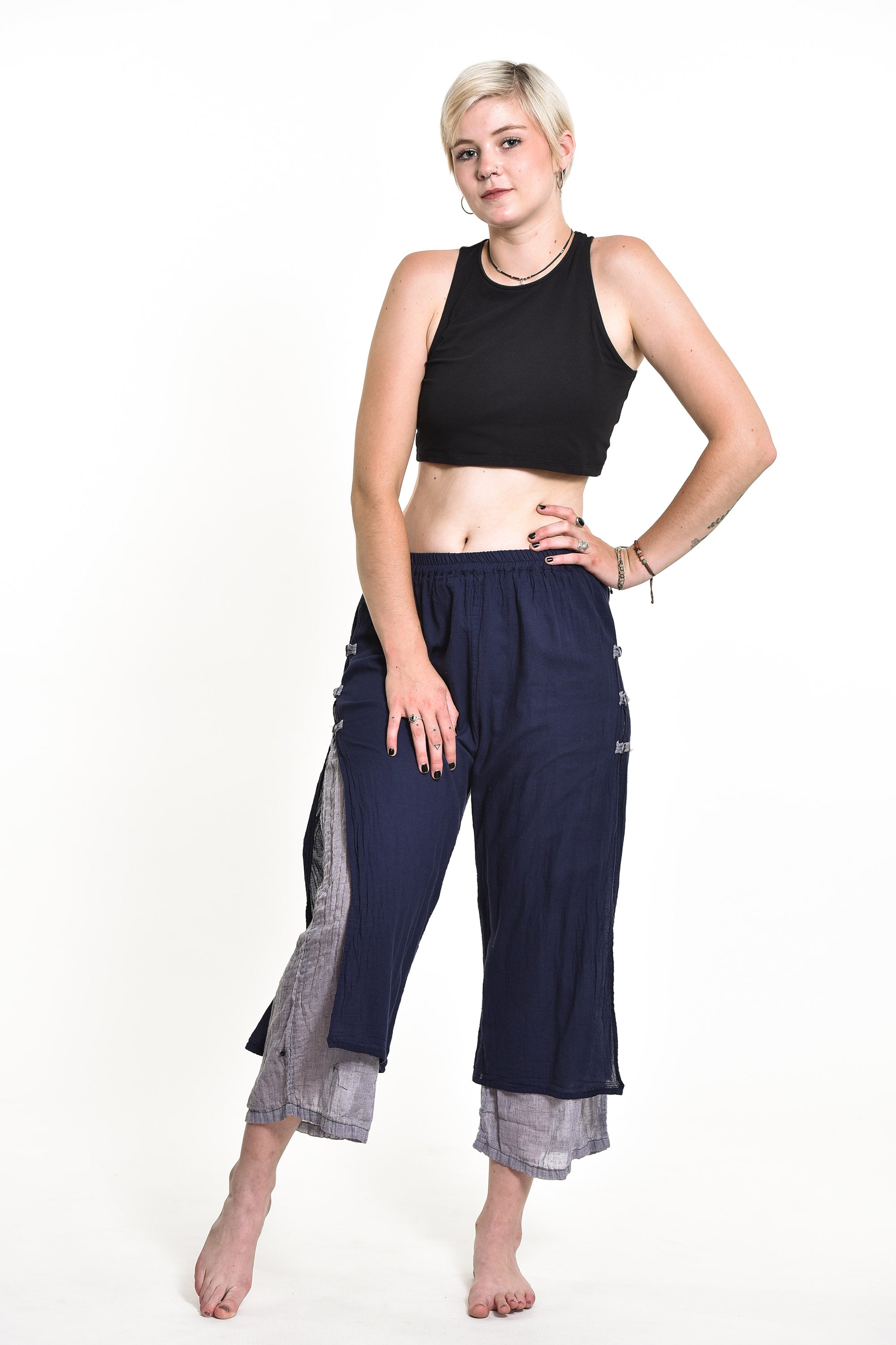 Women's Cotton Double Layers Cropped Pants in Solid Navy