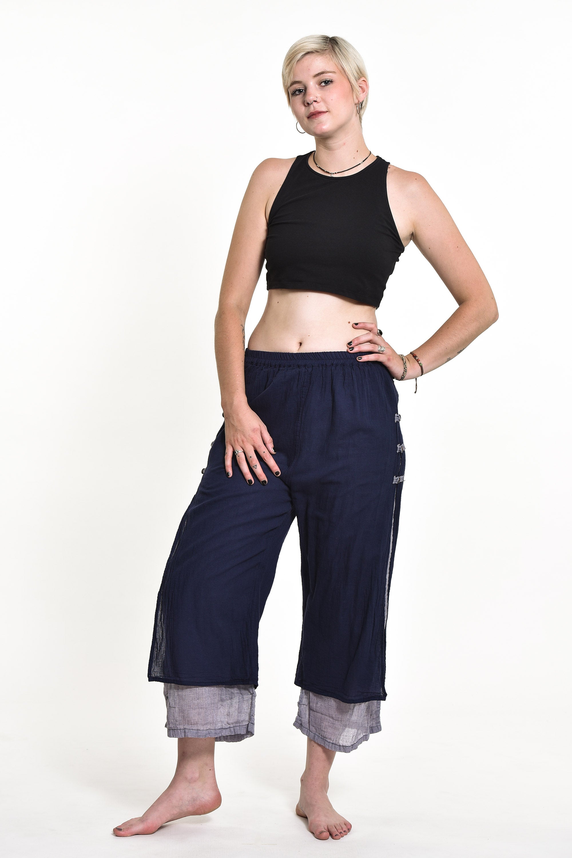 Women's Cotton Double Layers Cropped Pants in Solid Navy