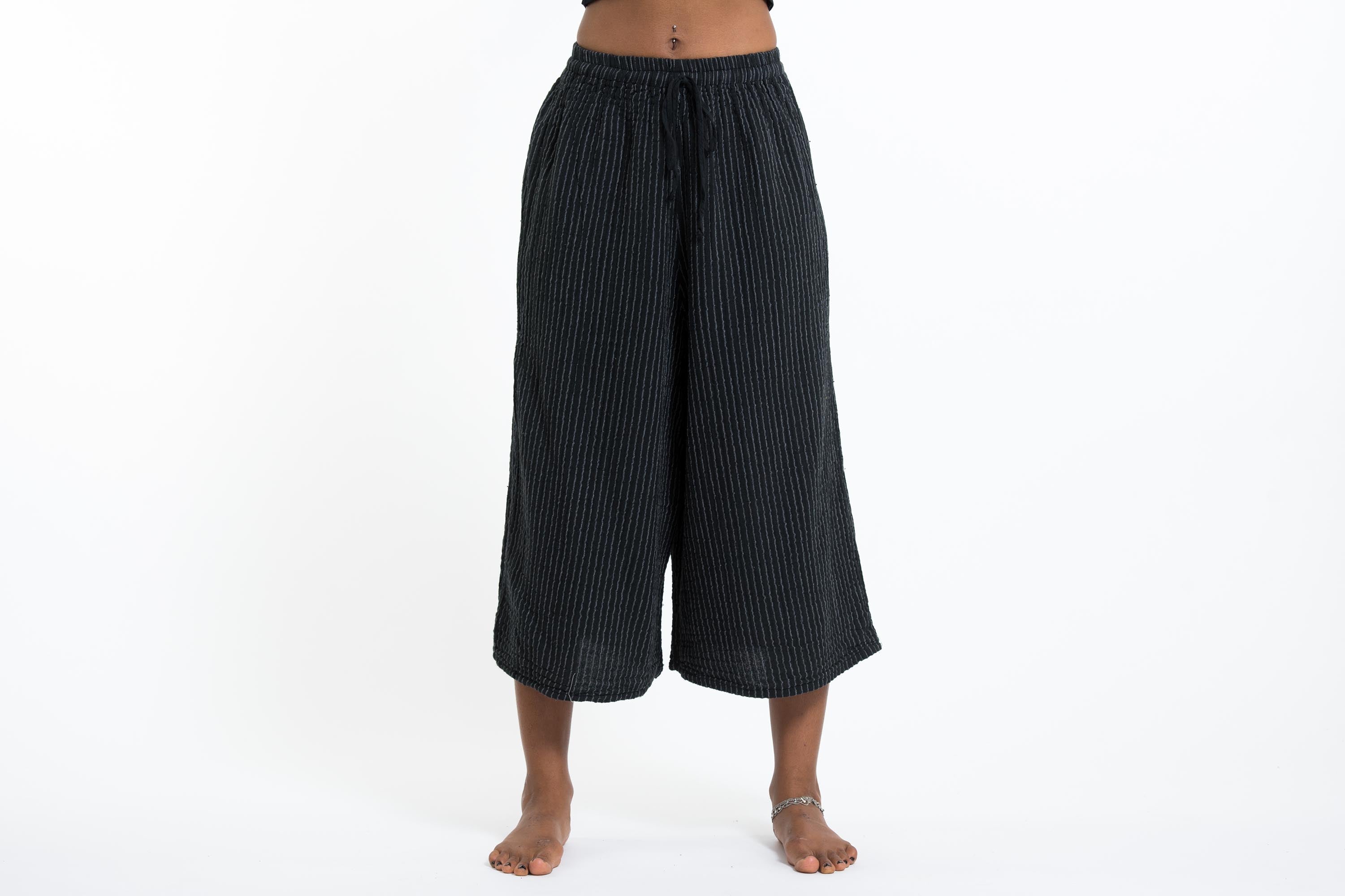 Women's Crinkled Cotton Cropped Pants in Black