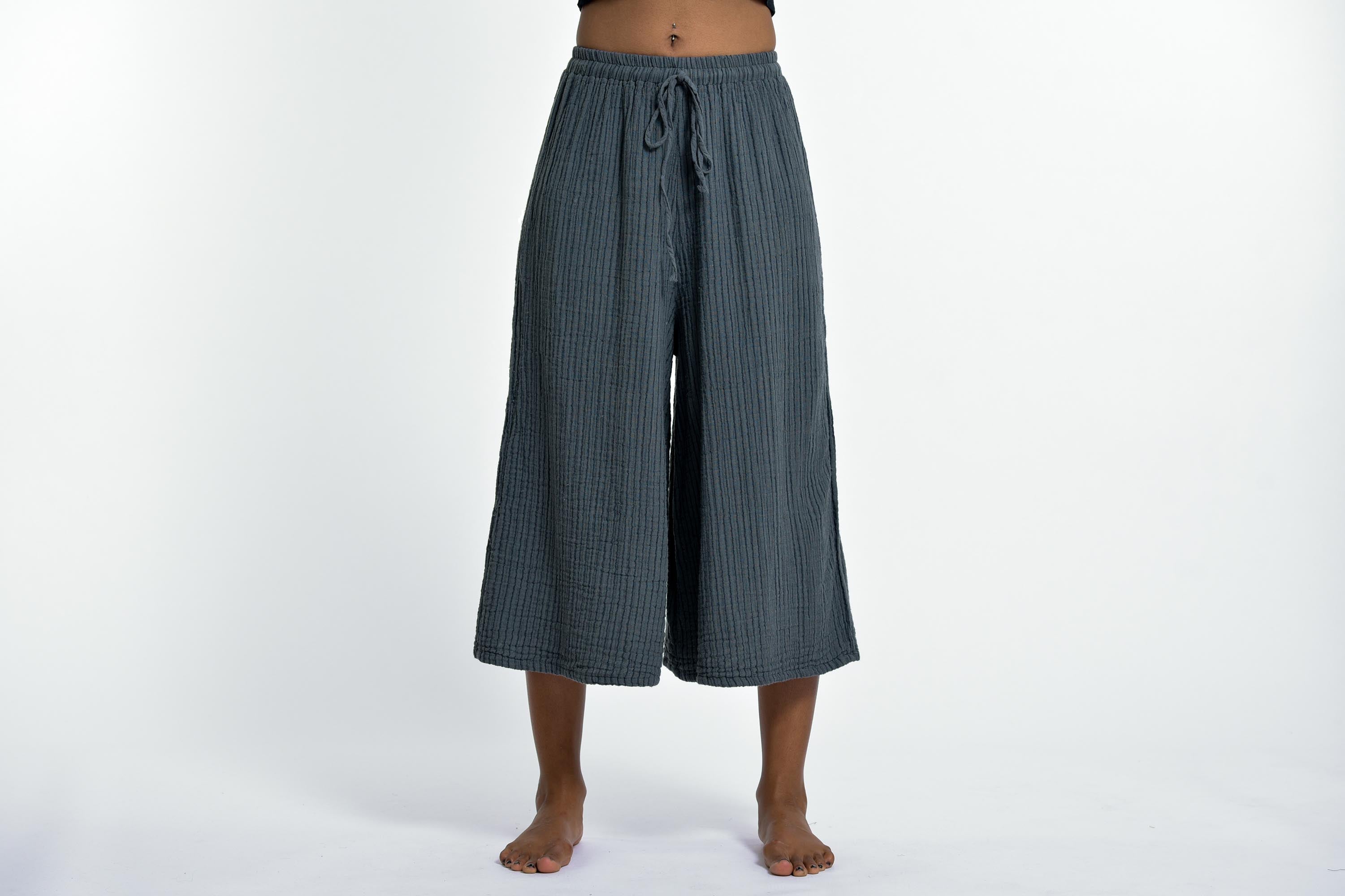 Women's Crinkled Cotton Cropped Pants in Gray