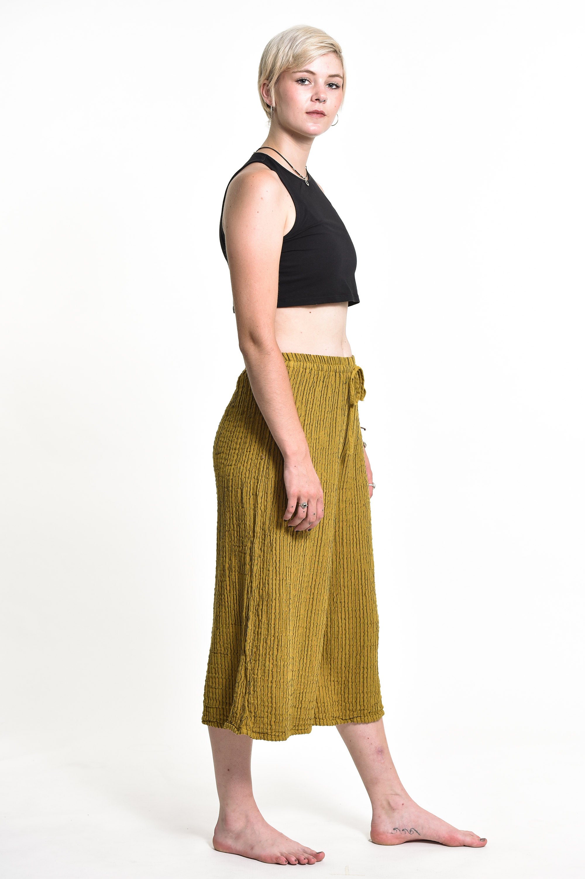 Women's Crinkled Cotton Cropped Pants in Mustard Yellow