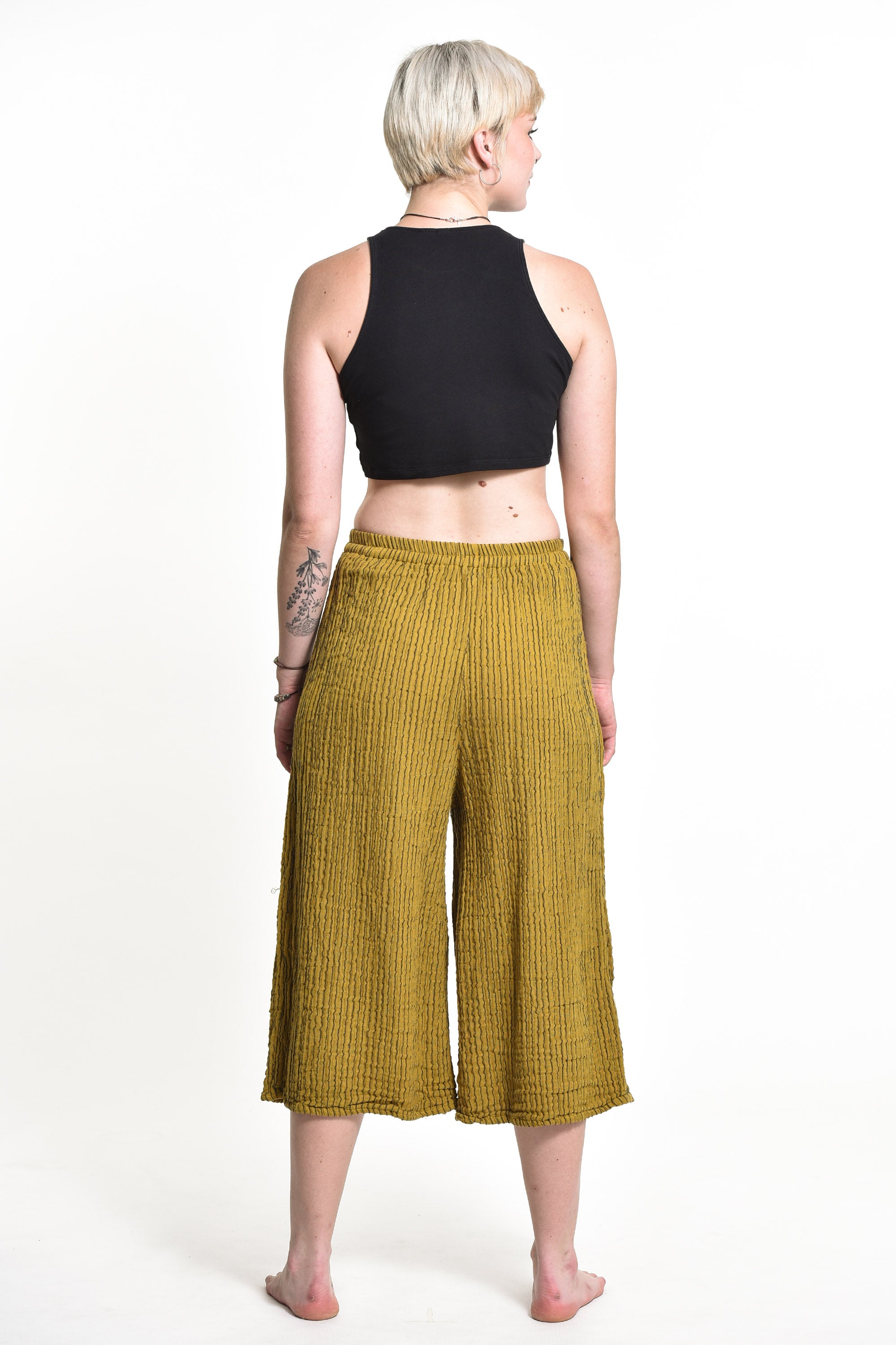 Women's Crinkled Cotton Cropped Pants in Mustard Yellow