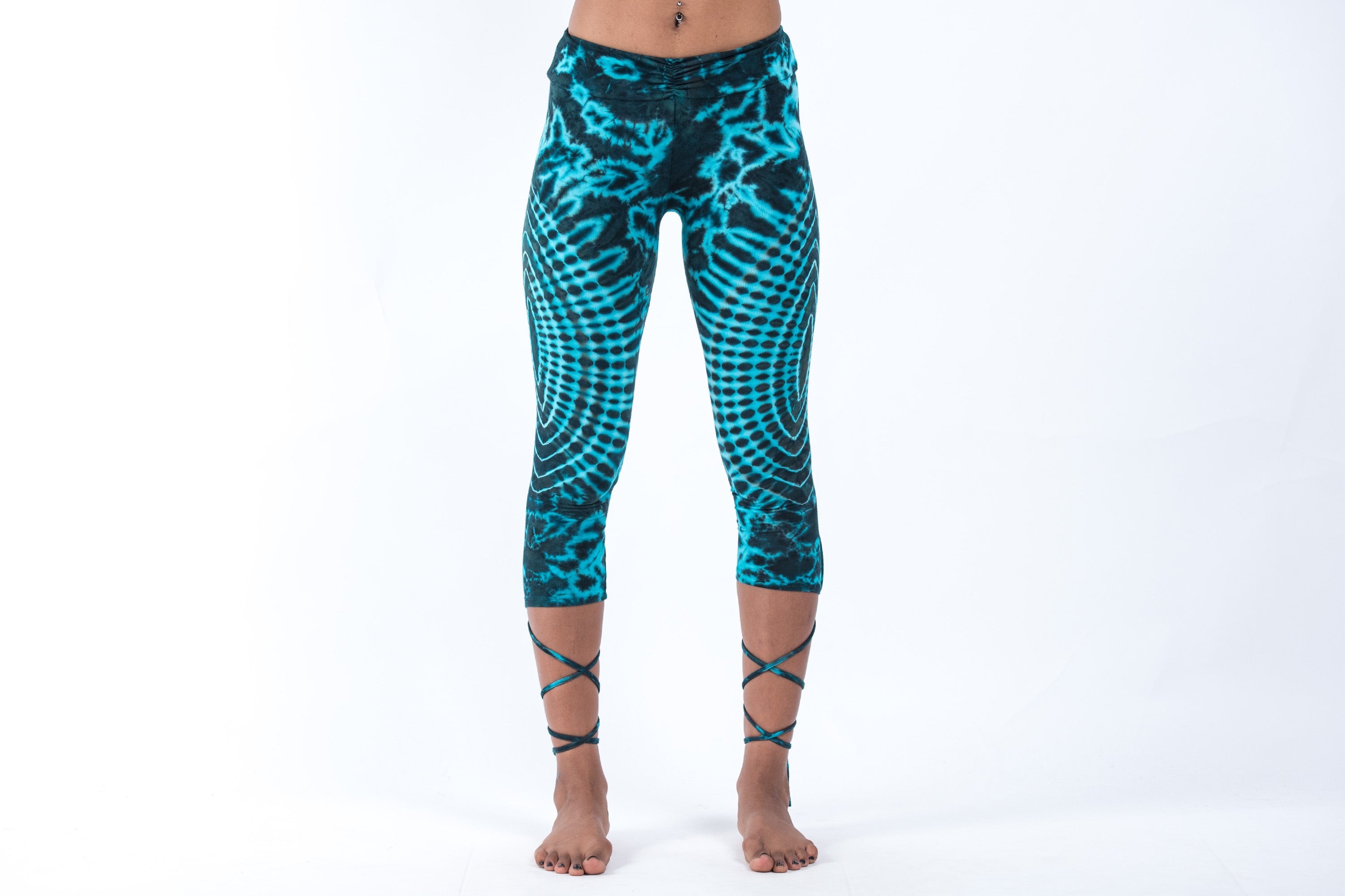 Oval Swirls Tie Dye Cotton Capri Leggings in Blue