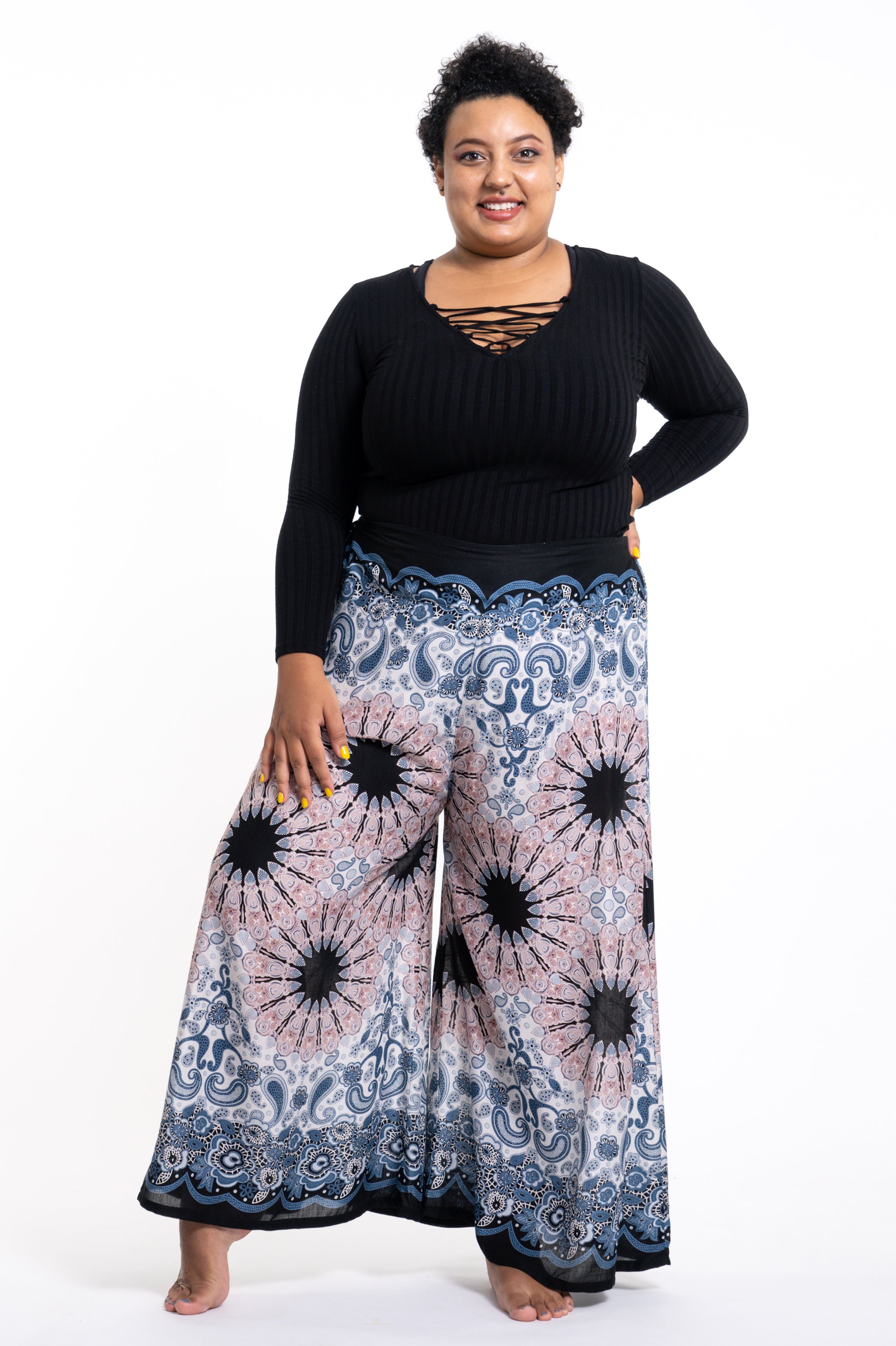 Plus Size Paisley Mandalas Palazzo Style Harem Pants in Silver Gray